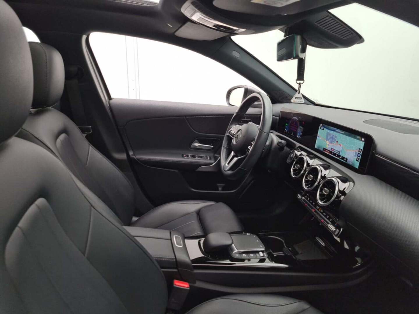 Mercedes-Benz A-Klasse 250e Business Sol. AUT. photo