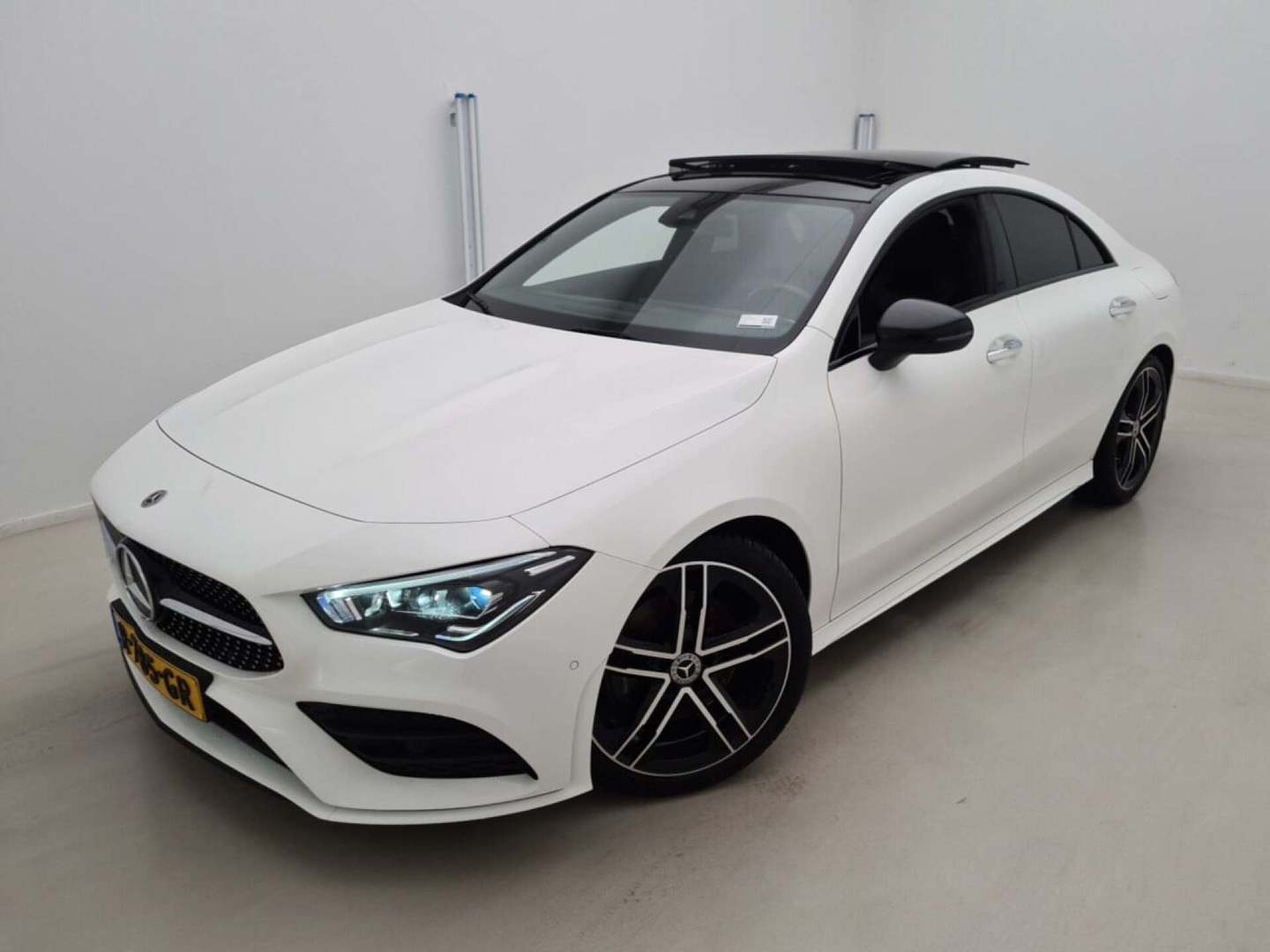 Mercedes-Benz CLA 200 Bns Sol. AMG AUT