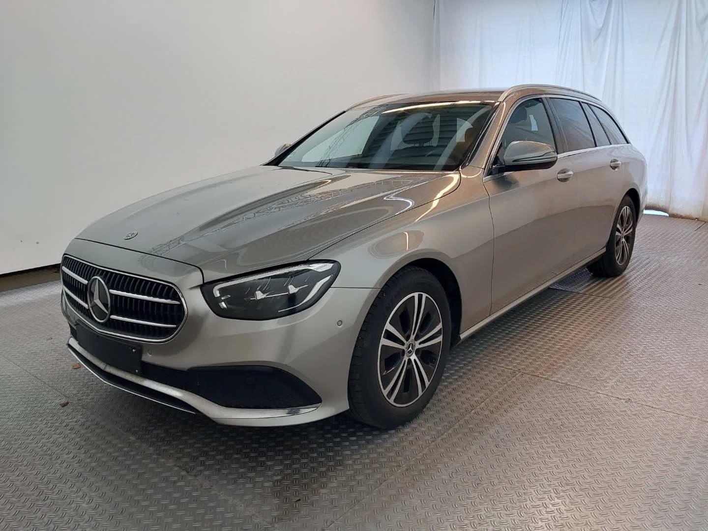 Mercedes-Benz E 220 d T 4MATIC 9G-TRONIC Avantgarde
