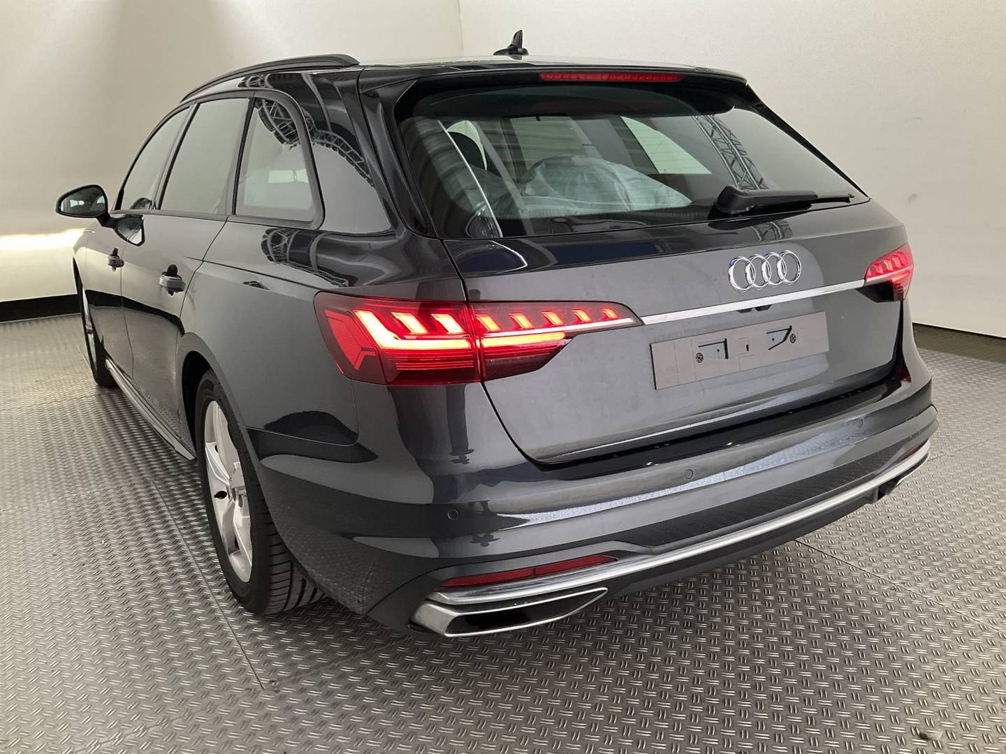 Audi A4 Avant advanced 40 TFSI S-tronic photo