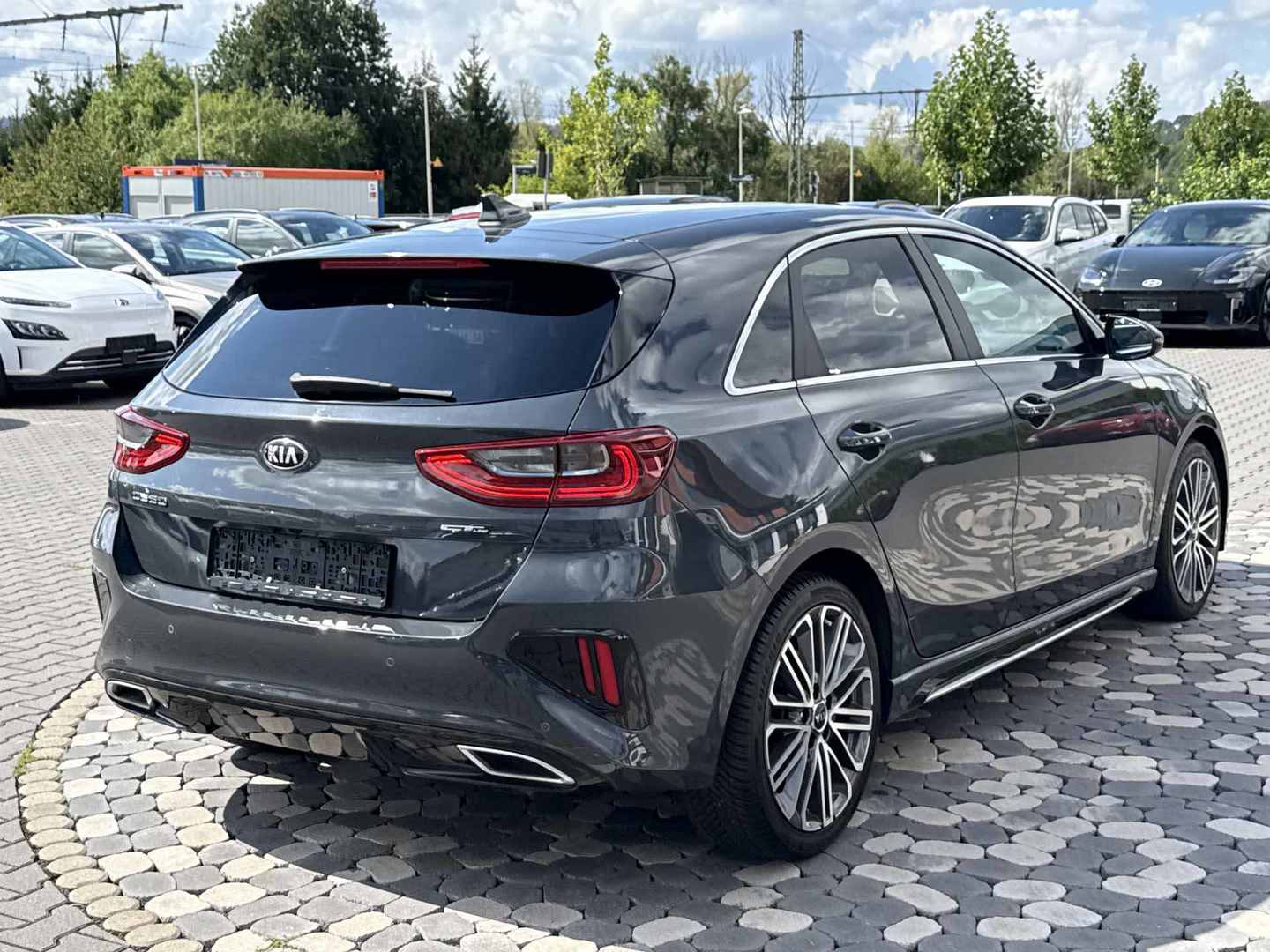 Kia Ceed 1,5 T-GDI DCT GT Line photo