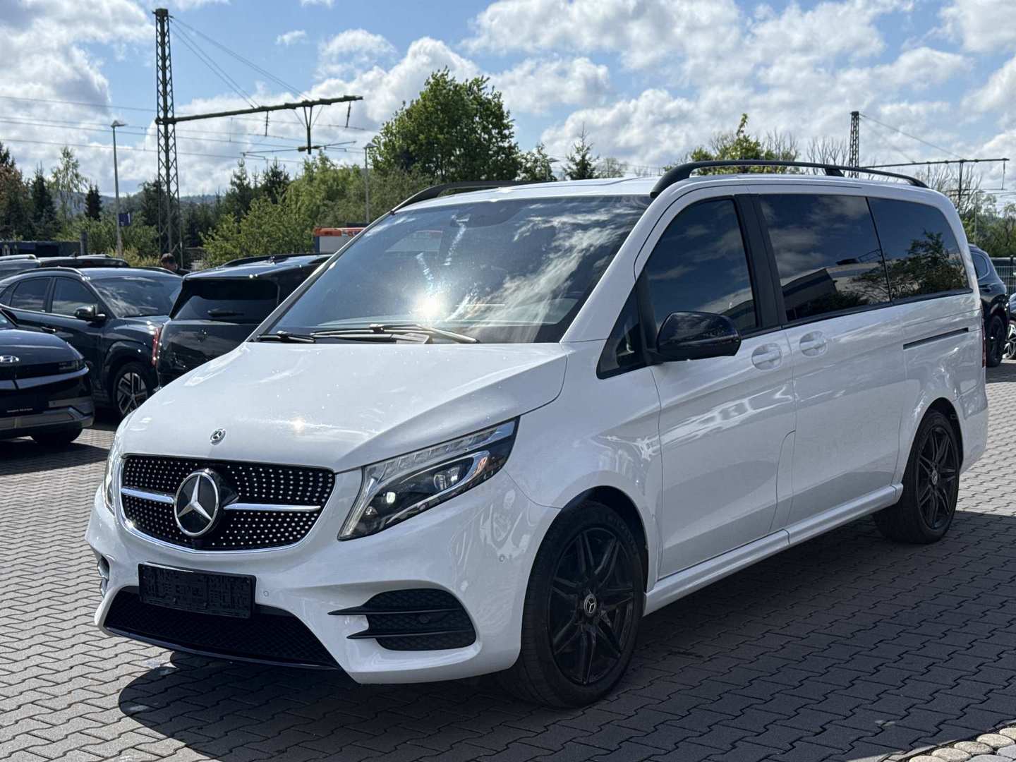 Mercedes-Benz V 250d lang 9G-TRONIC Avantgarde