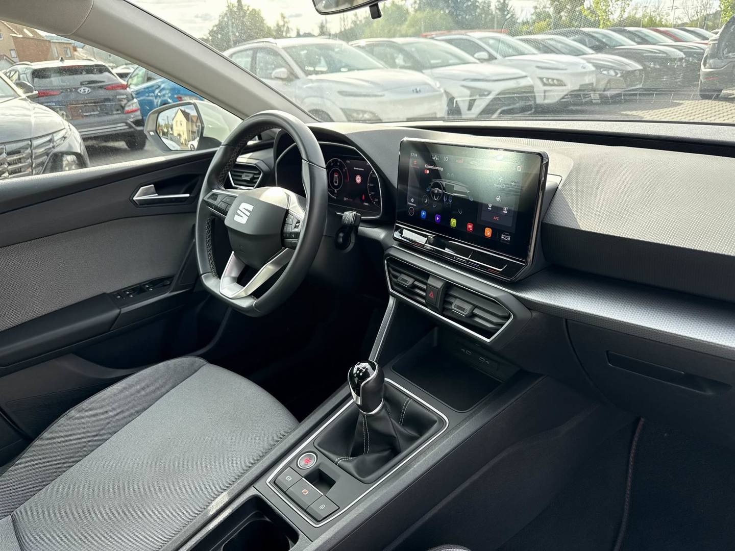 Seat Leon ST 2,0 TDI Style photo