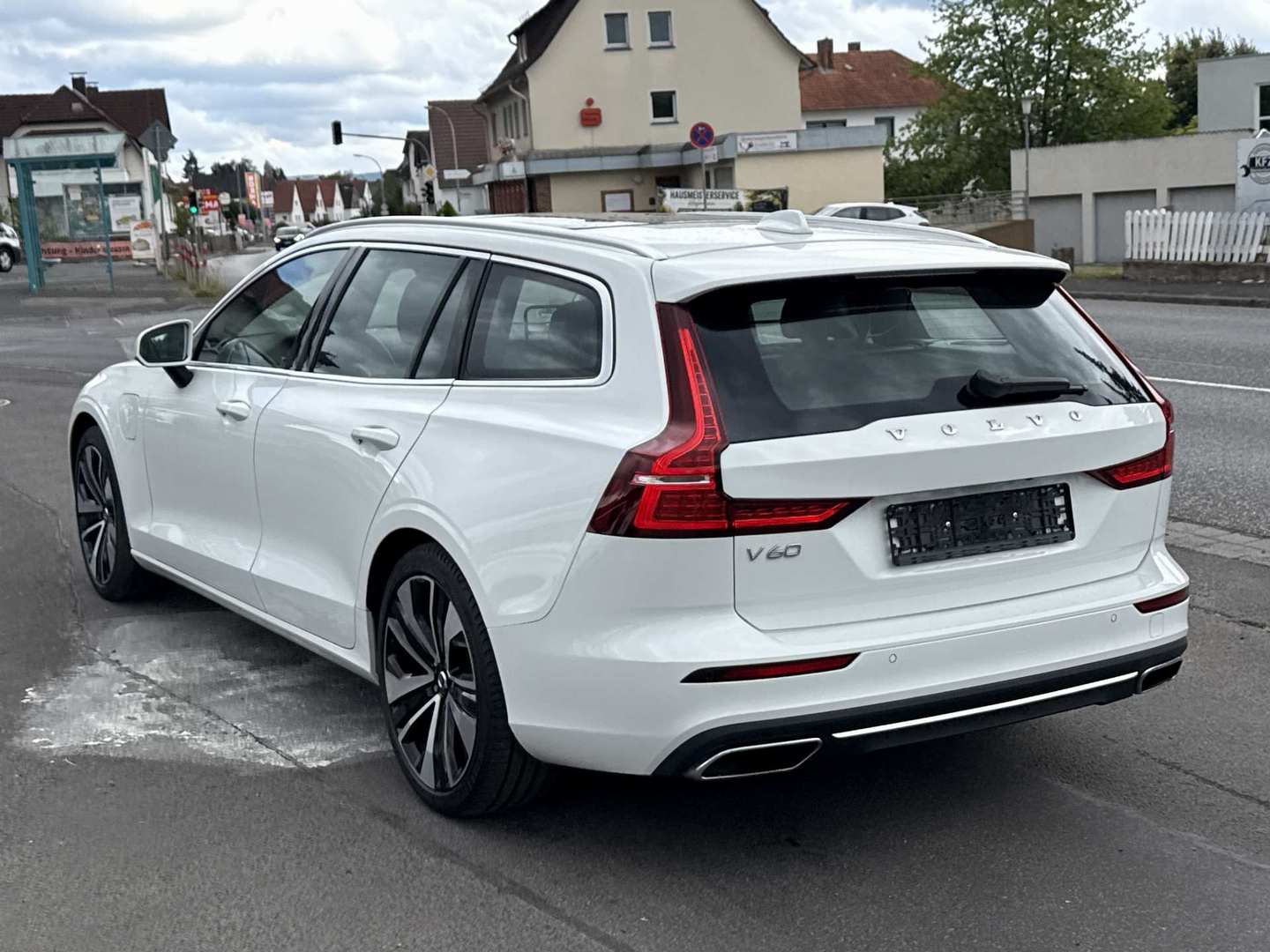 Volvo V60 T6 Recharge AWD Geartronic Inscription Expression photo