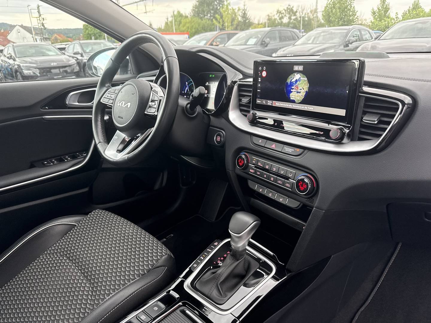 Kia Ceed SW 1,6 plug-in DCT Spirit photo