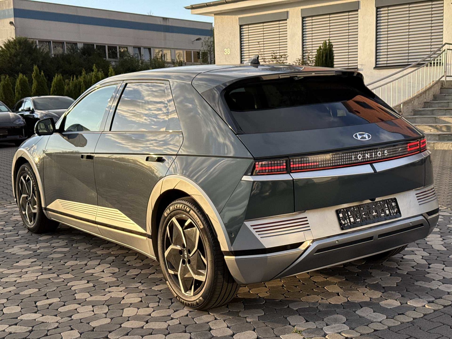 Hyundai Ioniq 5 Uniq photo