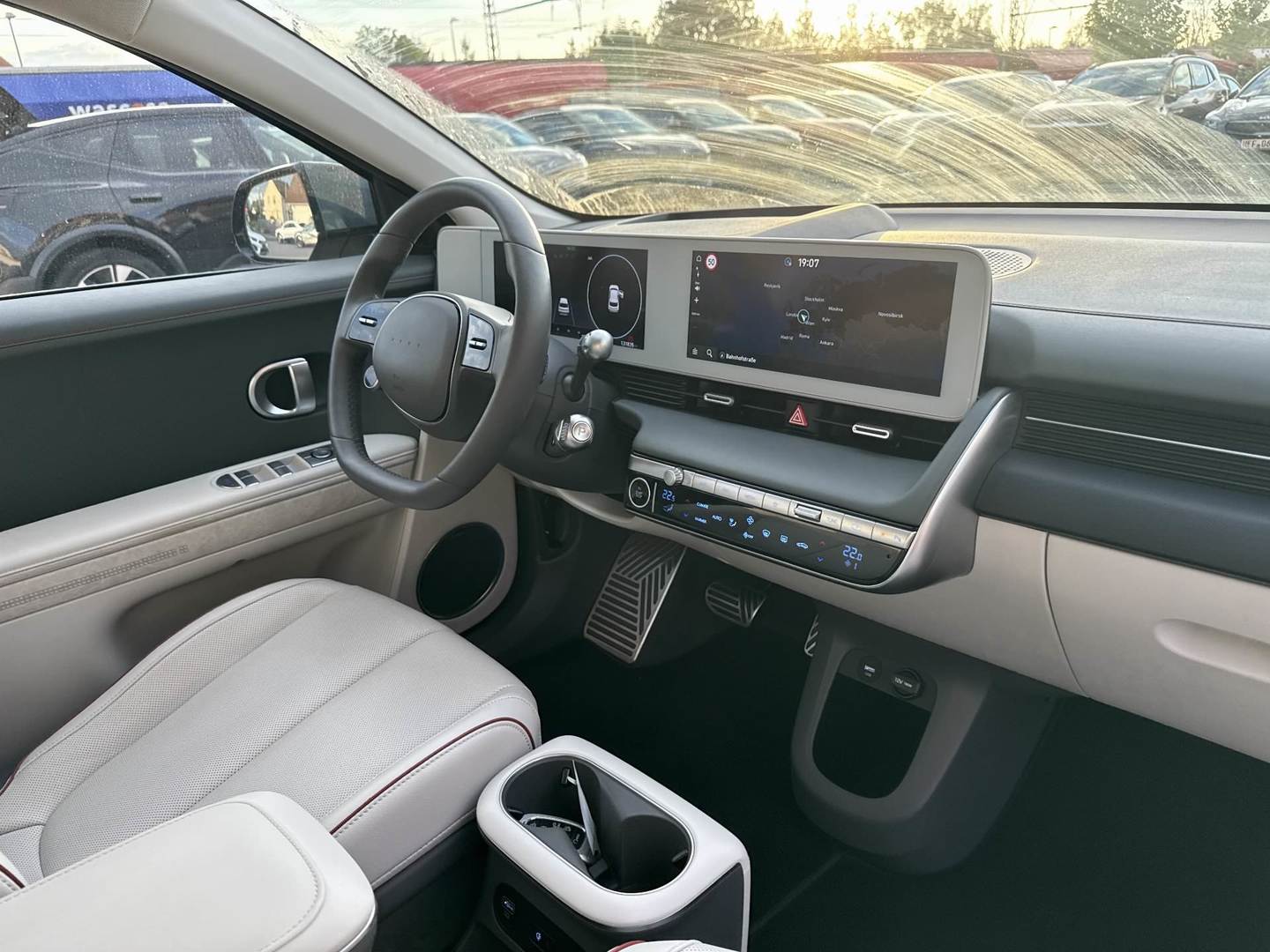 Hyundai Ioniq 5 Uniq photo