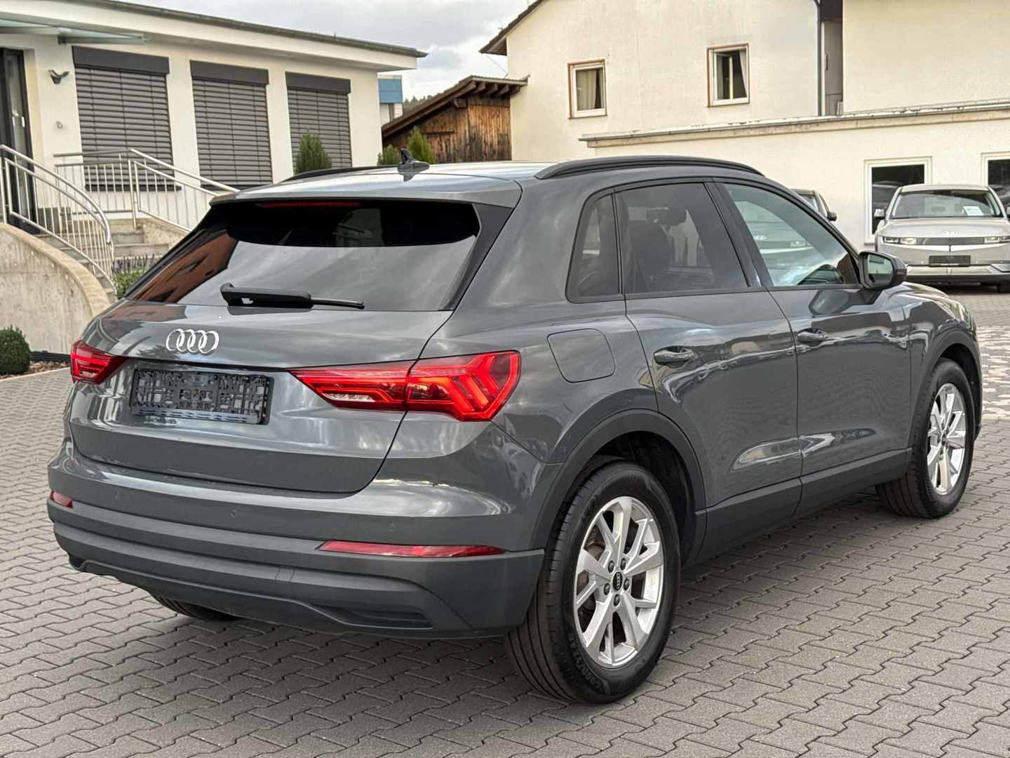 Audi Q3 35 TDI S-tronic photo