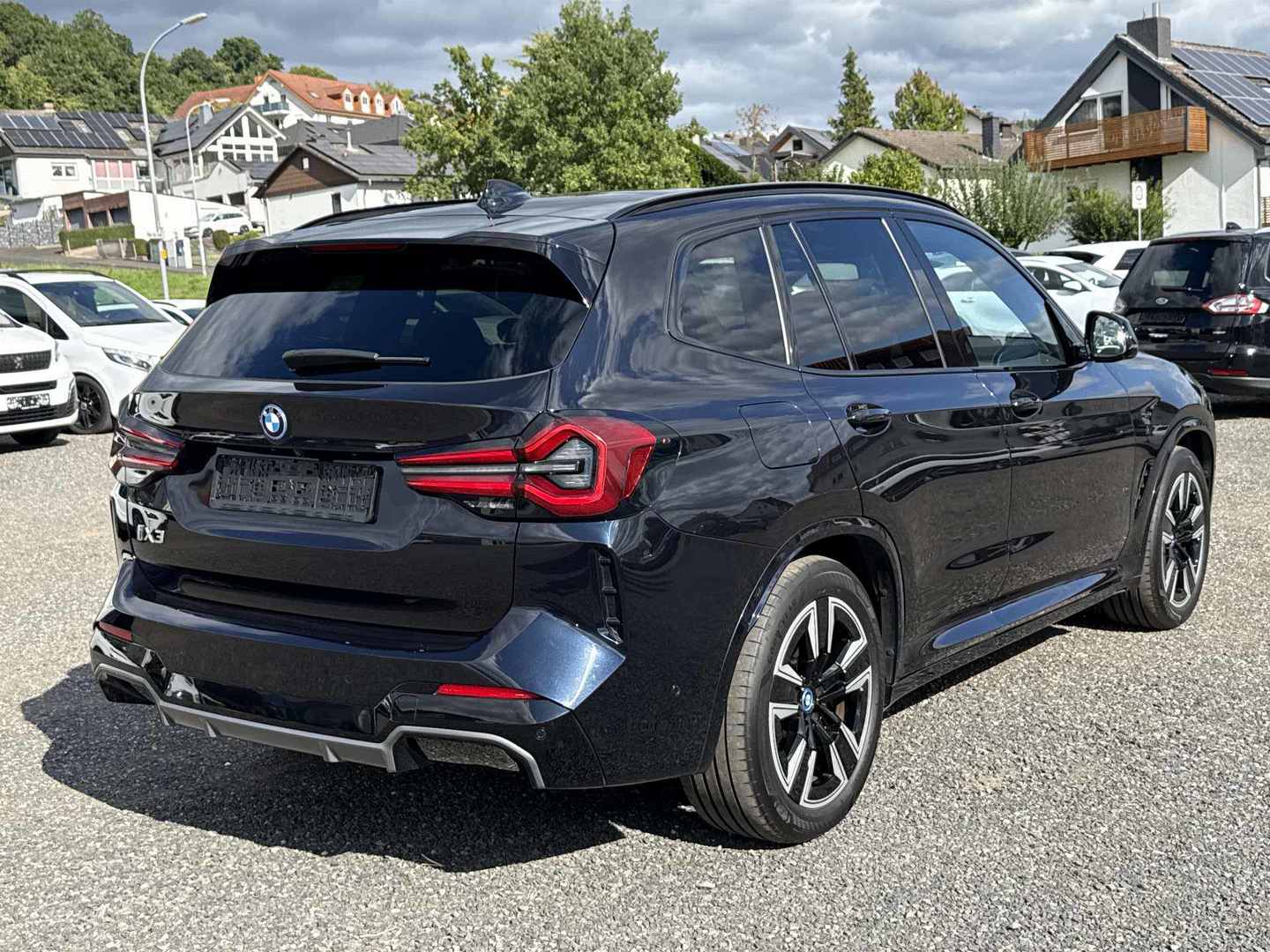 BMW iX3 Inspiring photo
