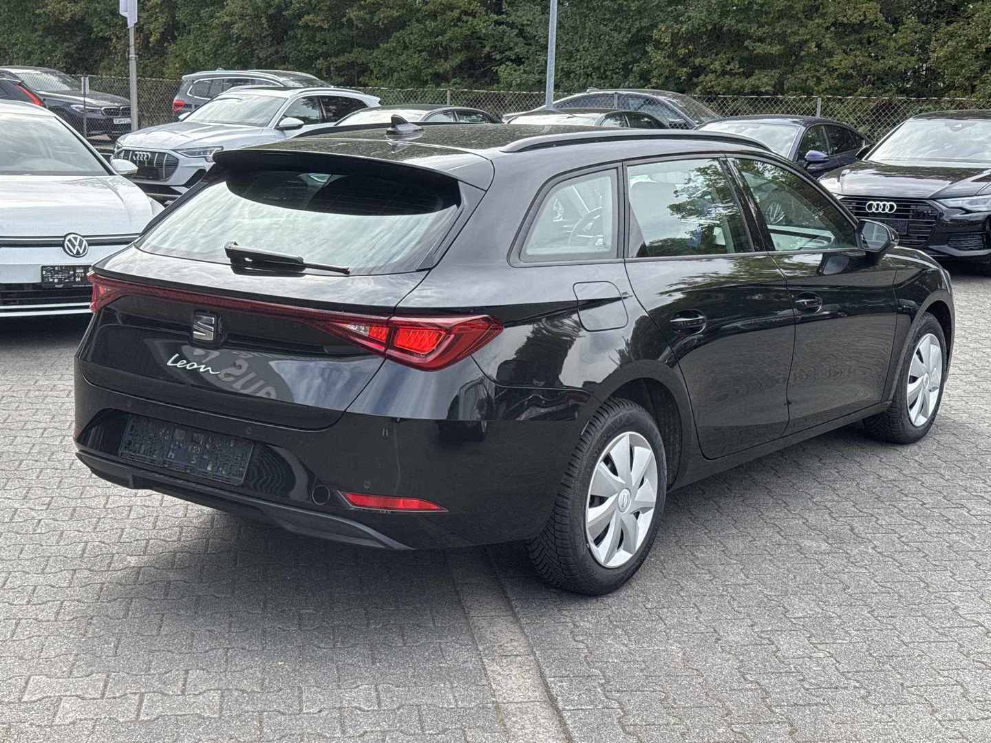 Seat Leon ST 2,0 TDI Reference photo