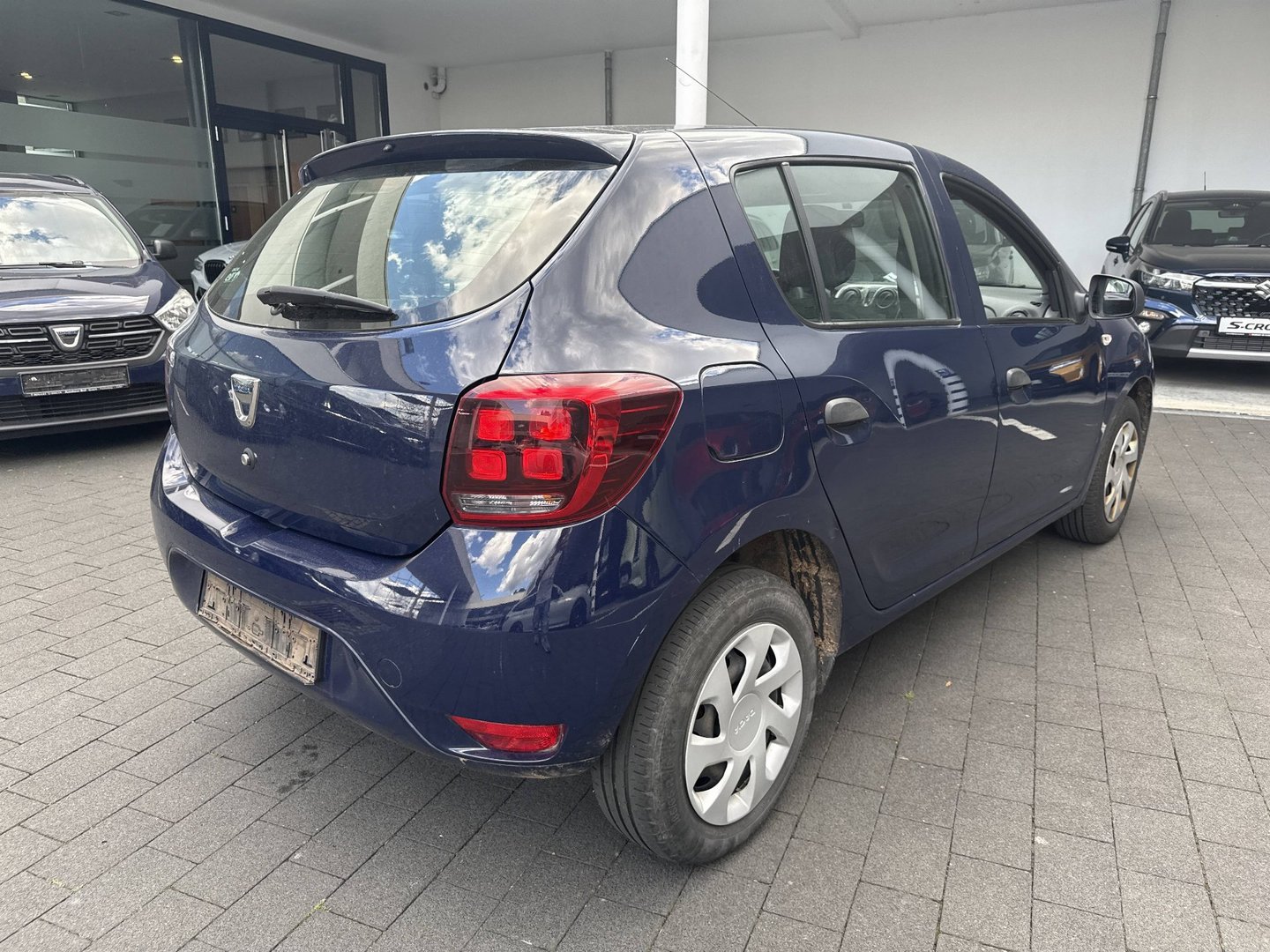 Dacia Sandero 1,0 Essential photo