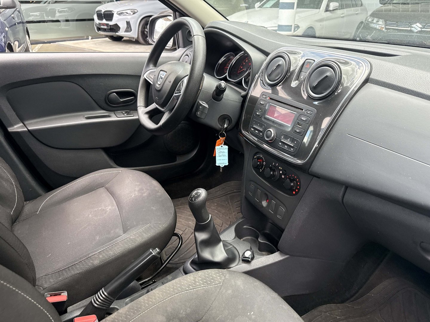 Dacia Sandero 1,0 Essential photo
