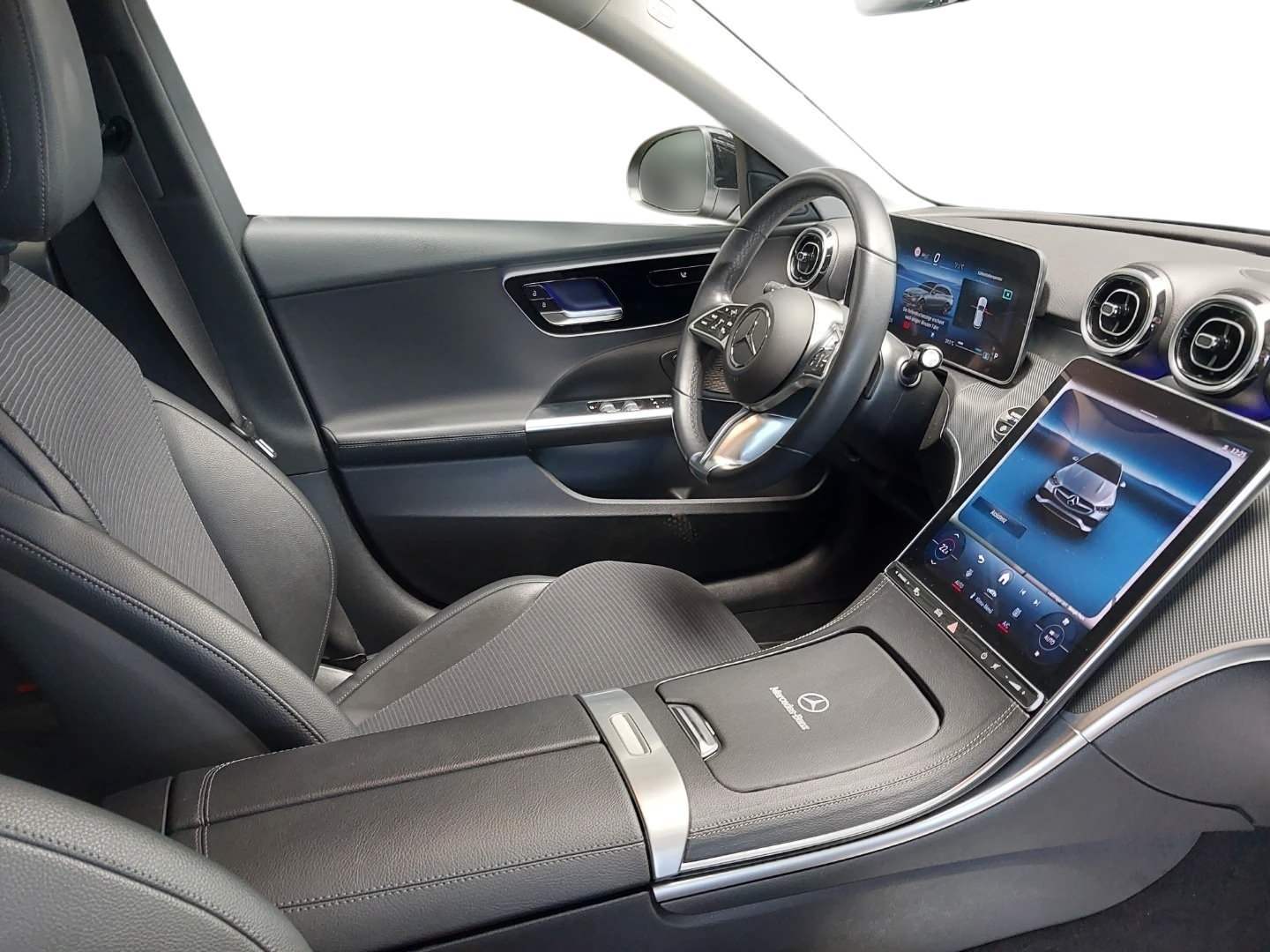 Mercedes-Benz C 300 d T 9G-TRONIC Avantgarde photo