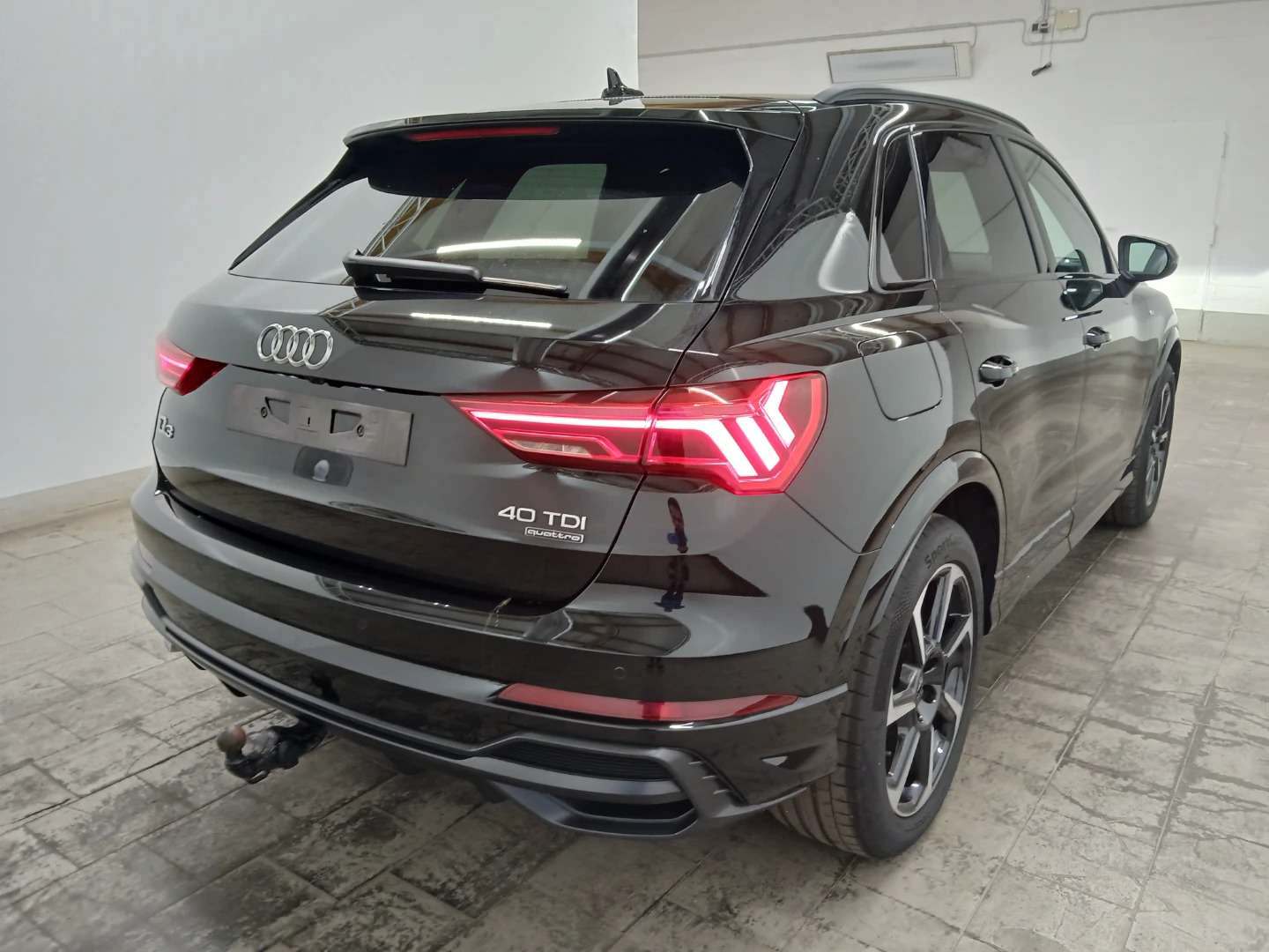 Audi Q3 40 TDI quattro S-tronic S line photo