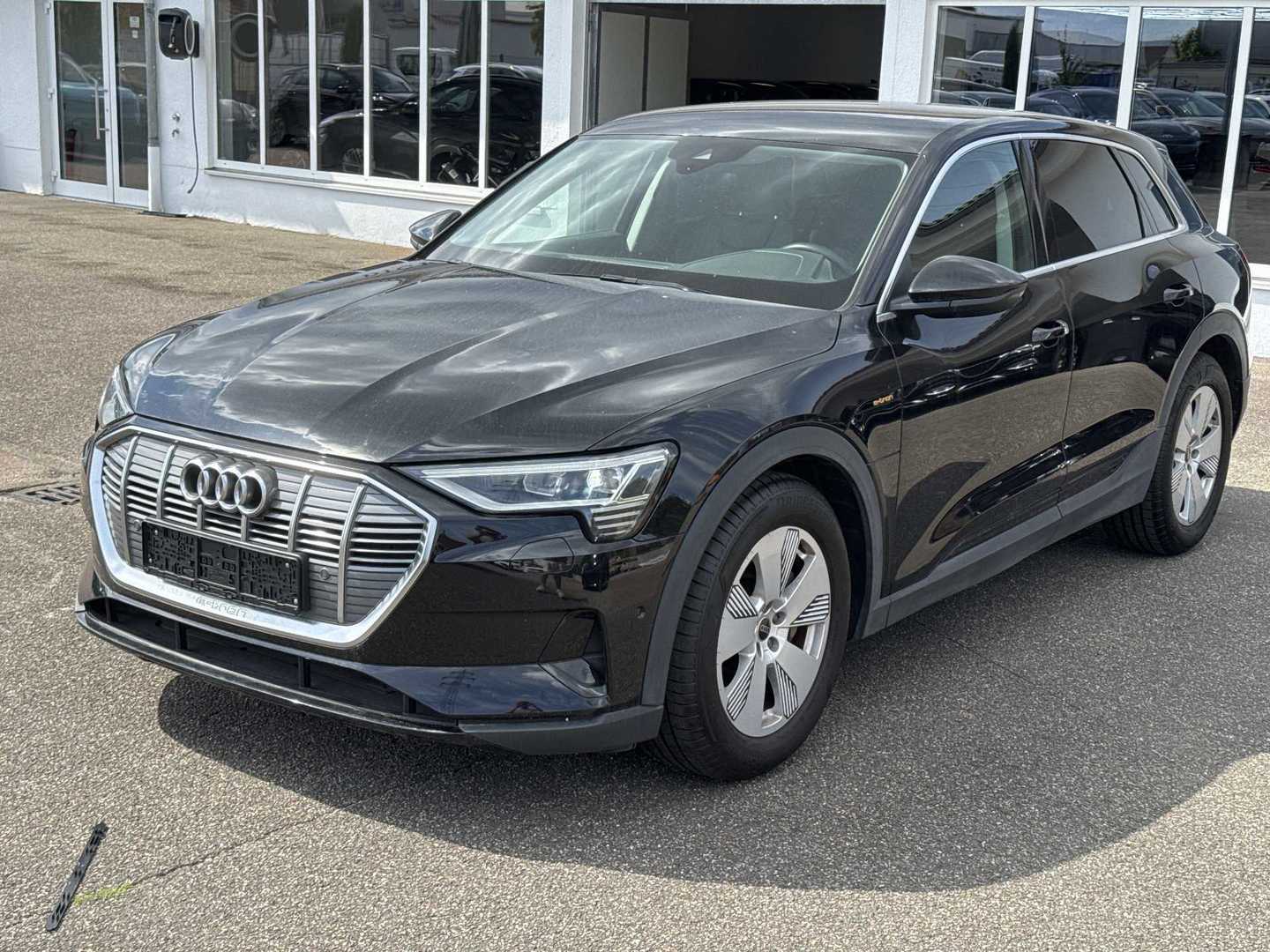 Audi e-tron 50 quattro