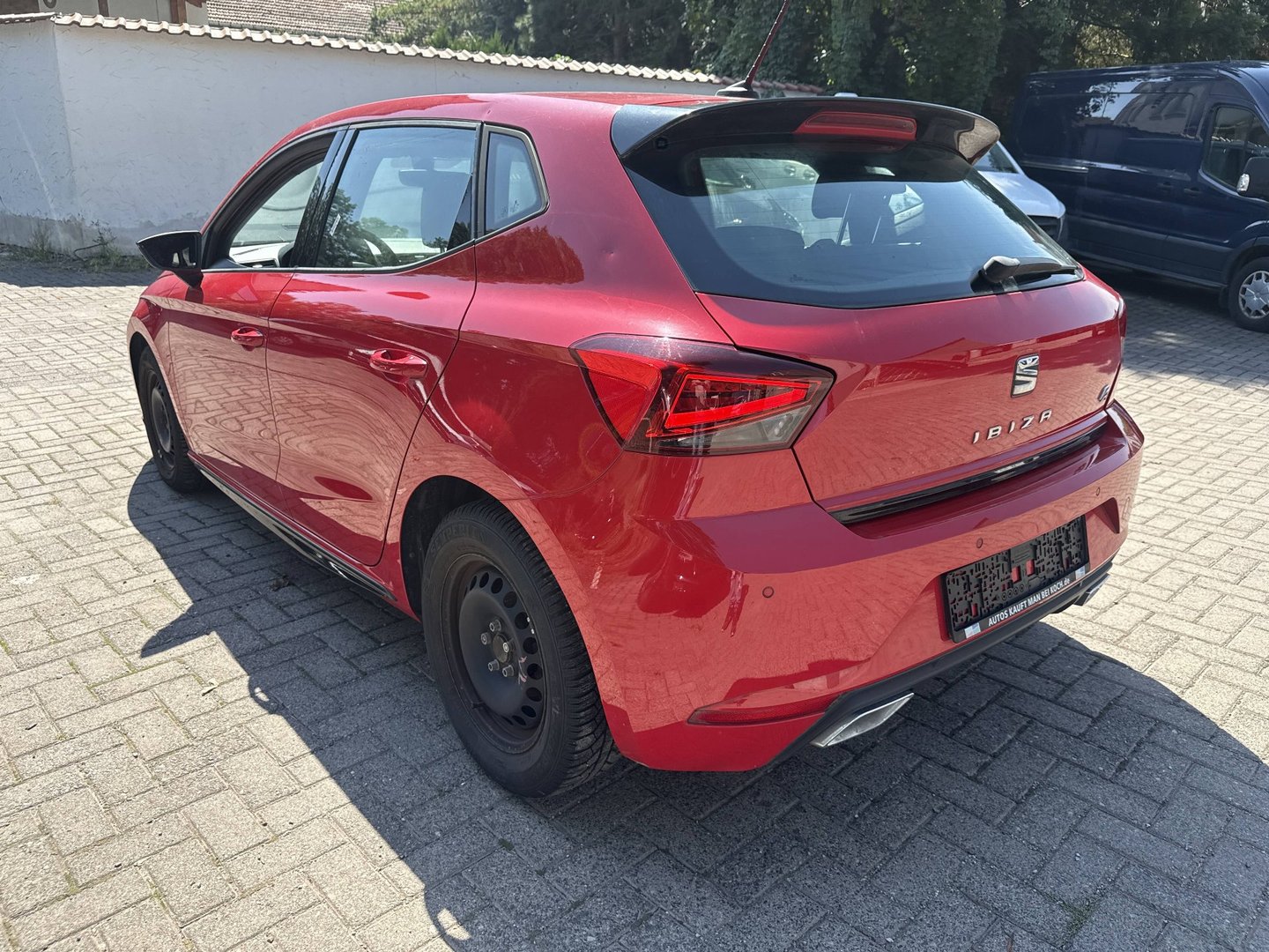 Seat Ibiza 1,0 TSI DSG Black Edition photo