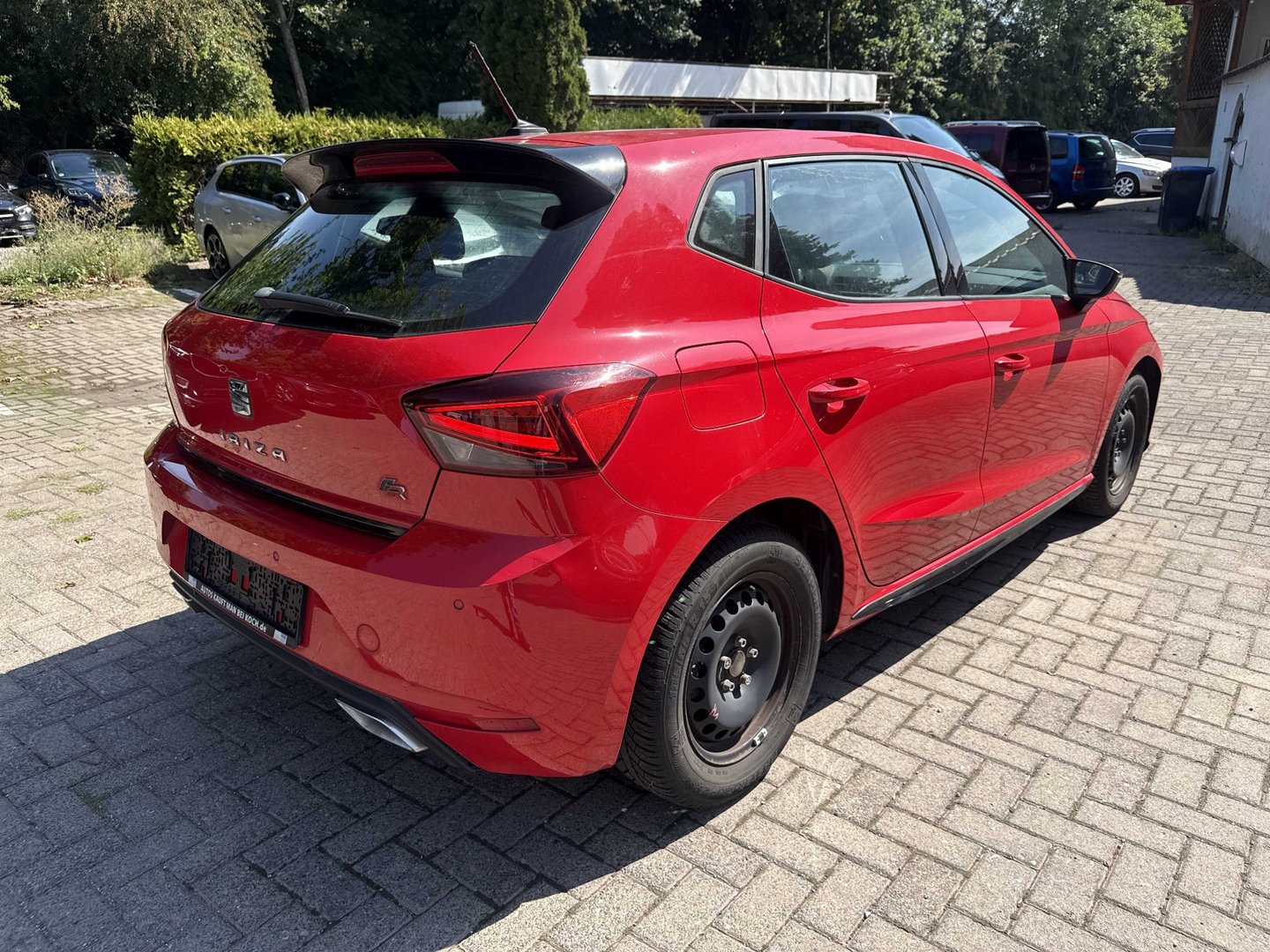 Seat Ibiza 1,0 TSI DSG Black Edition photo