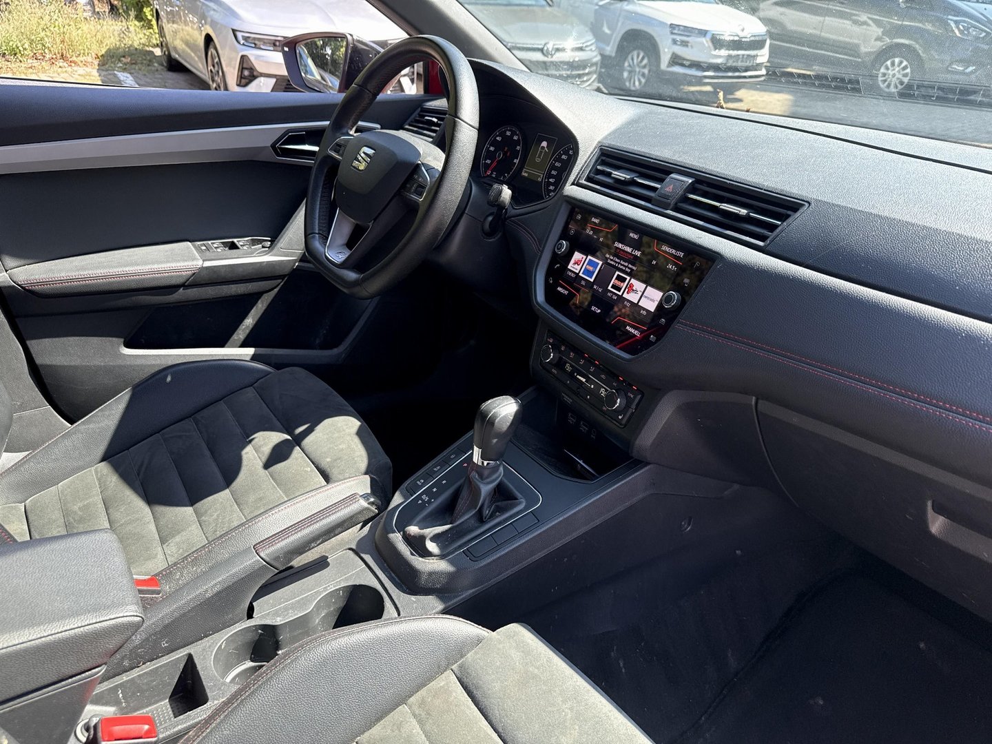 Seat Ibiza 1,0 TSI DSG Black Edition photo