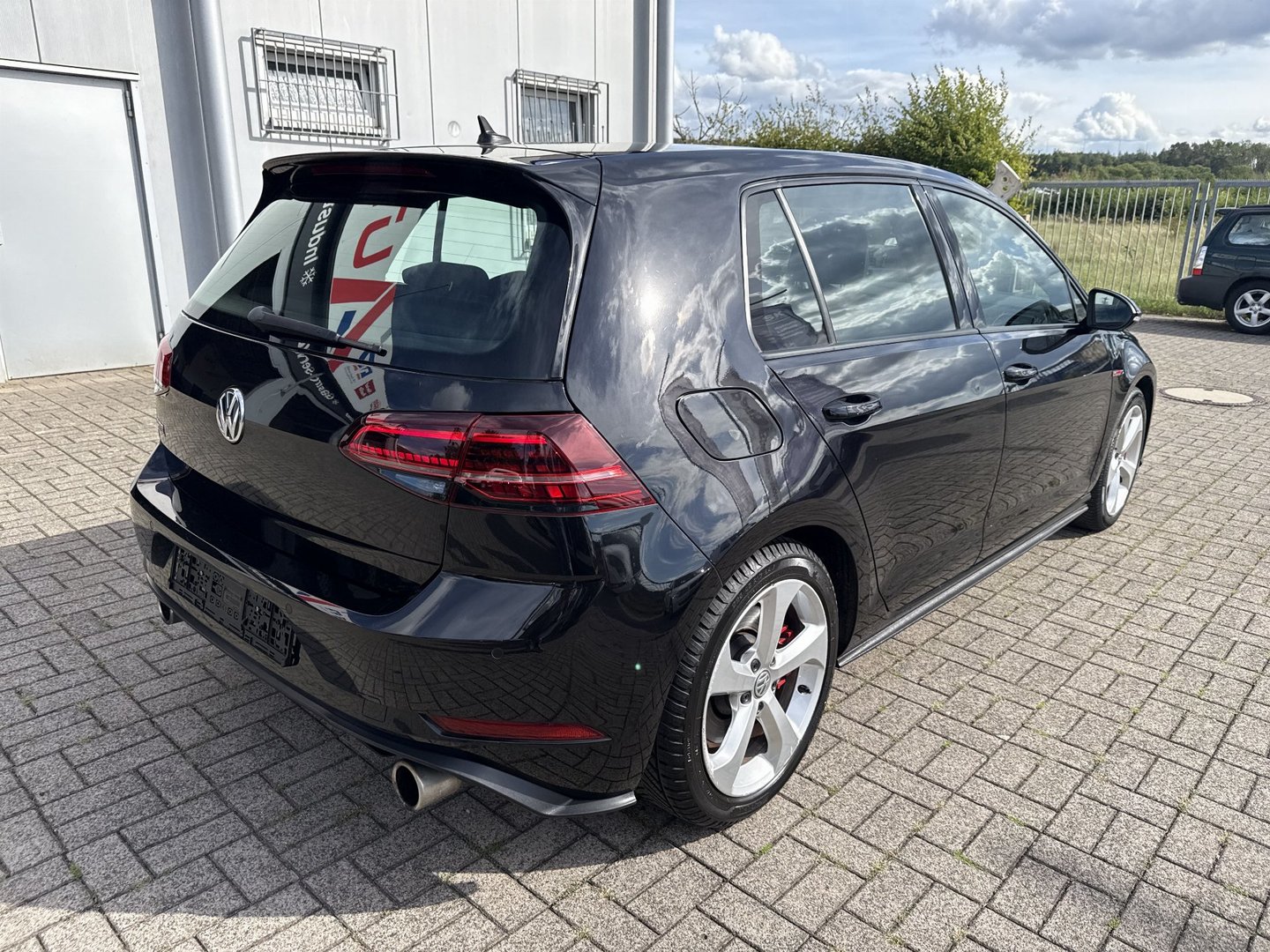 VW Golf GTI Performance 2,0 TSI BMT DSG photo