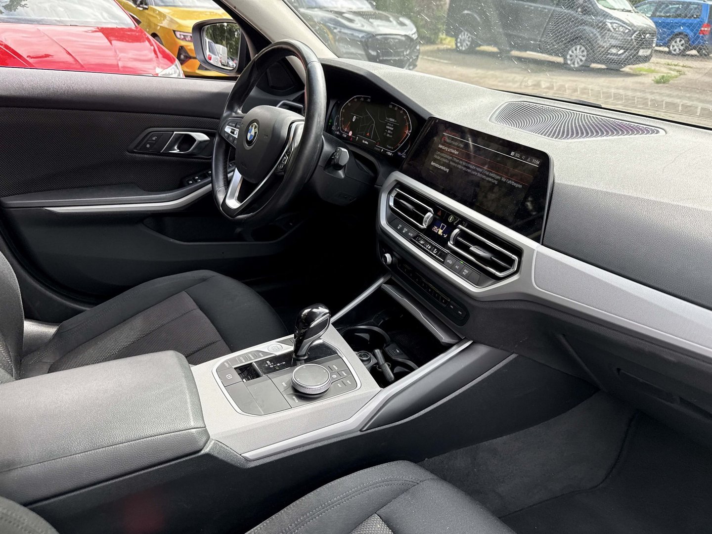 BMW 318d Touring Steptronic photo