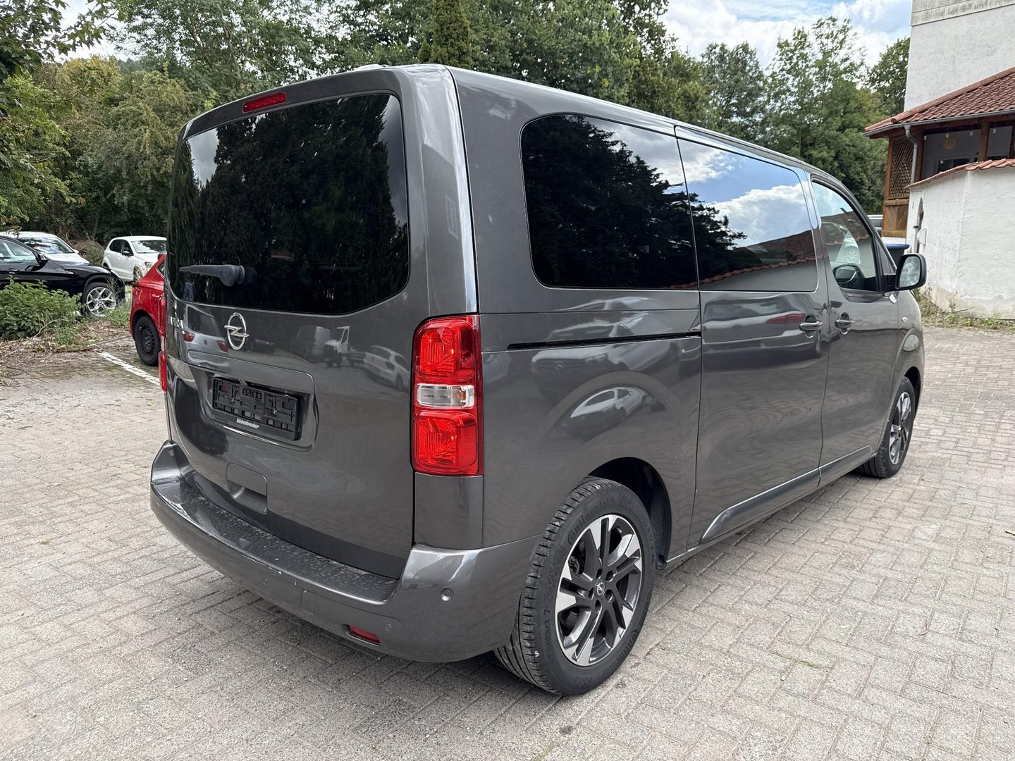 Opel Zafira Life Tourer 2,0 CDTI Automatik Edition photo