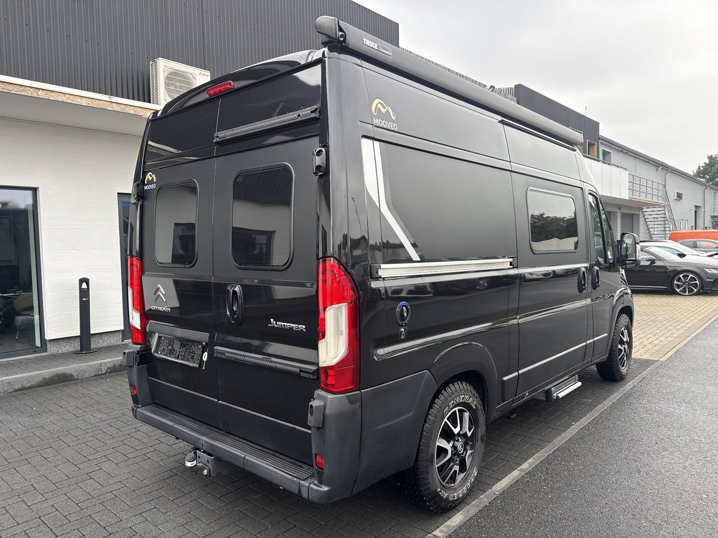 Citroën Jumper 35 L2H2 2,2 BlueHDi Mooveo photo