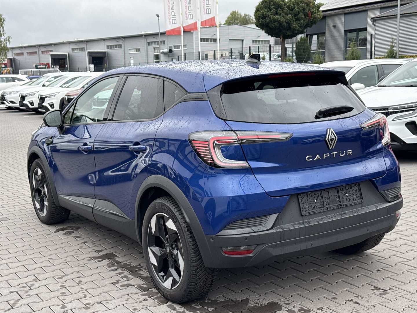 Renault Captur 1,0 TCe Techno photo