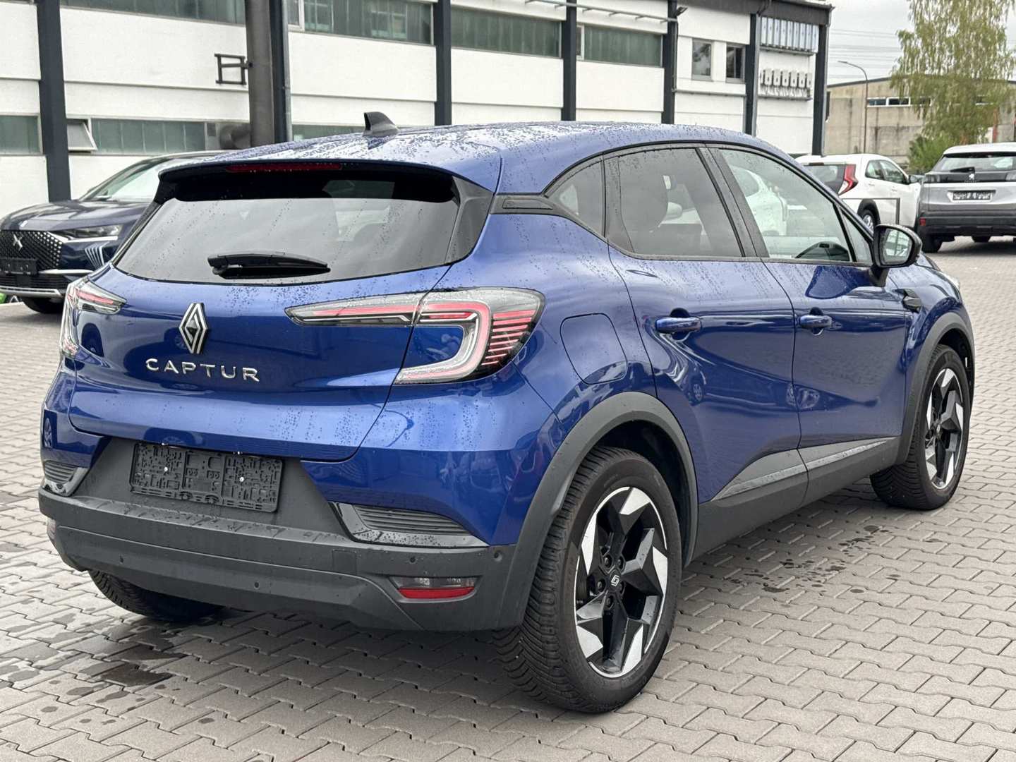 Renault Captur 1,0 TCe Techno photo