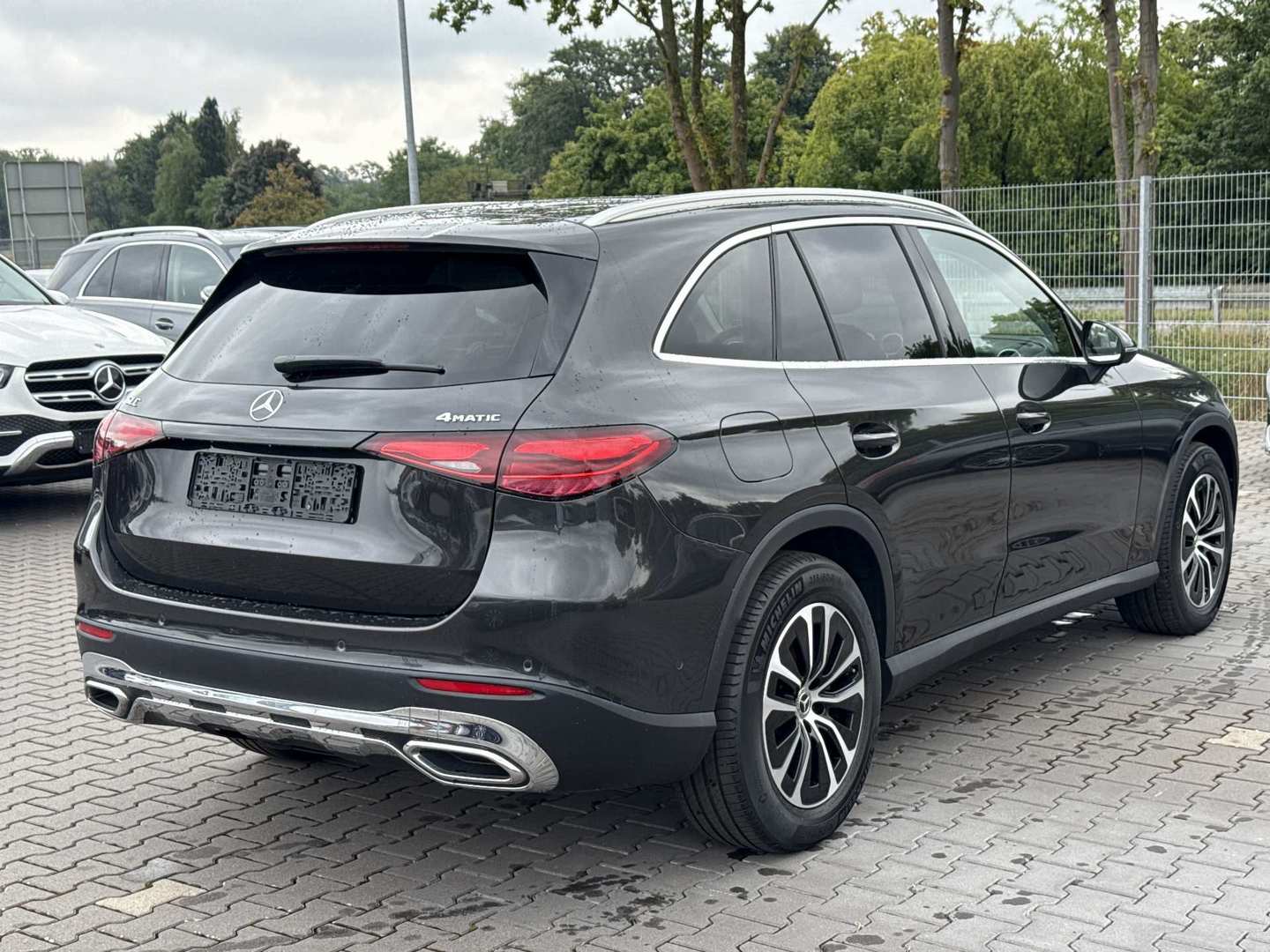 Mercedes-Benz GLC 220 d 4MATIC 9G-TRONIC Avantgarde photo