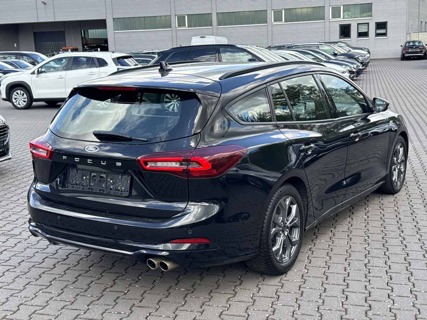 Ford Focus Turnier 1,0 EcoBoost Automatik ST-Line photo
