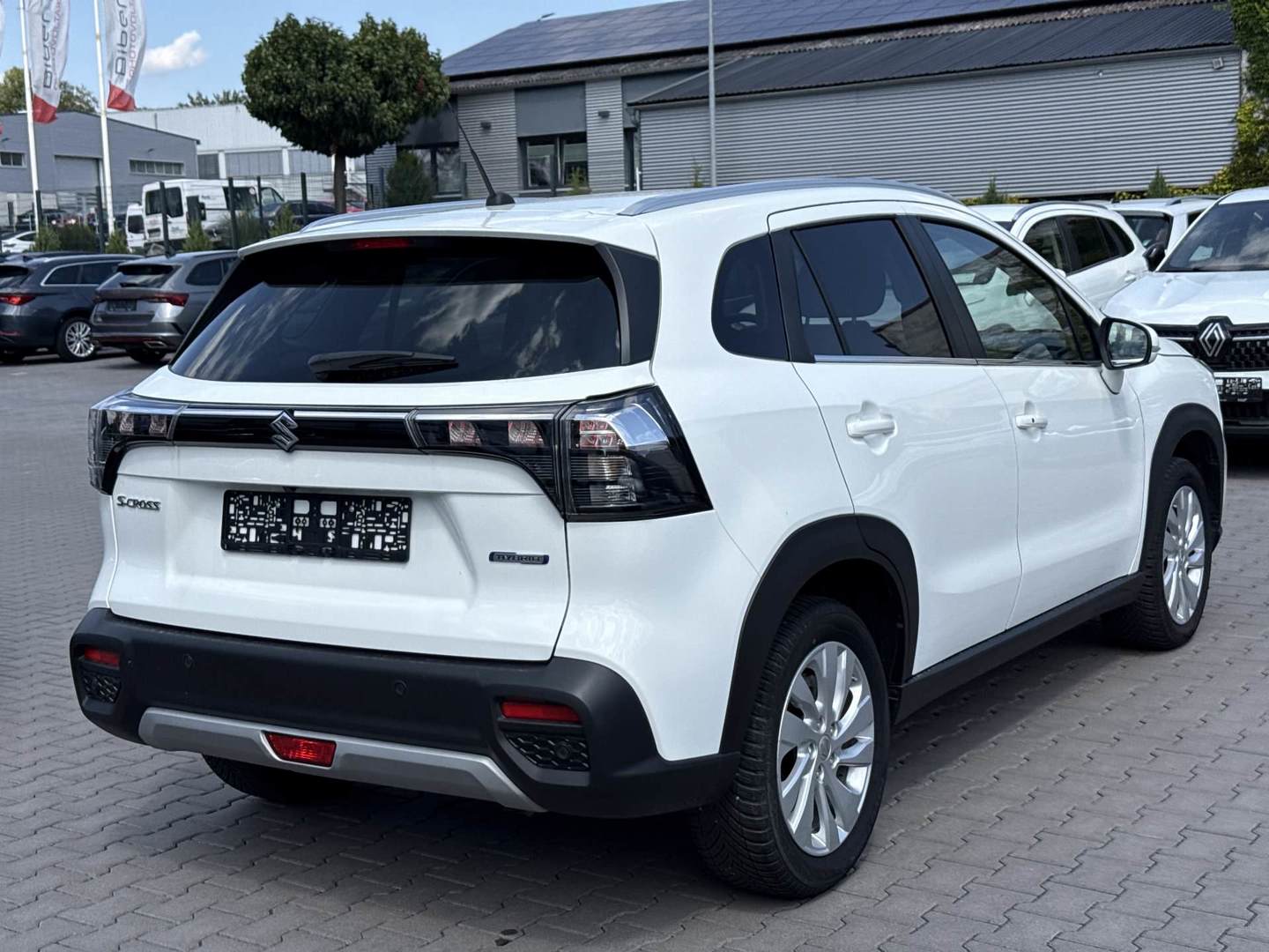 Suzuki S-Cross 1,4 photo