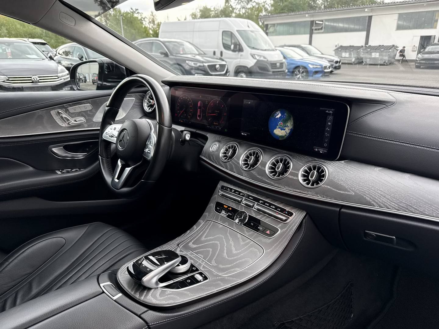 Mercedes-Benz CLS 350 d 4MATIC 9G-TRONIC photo