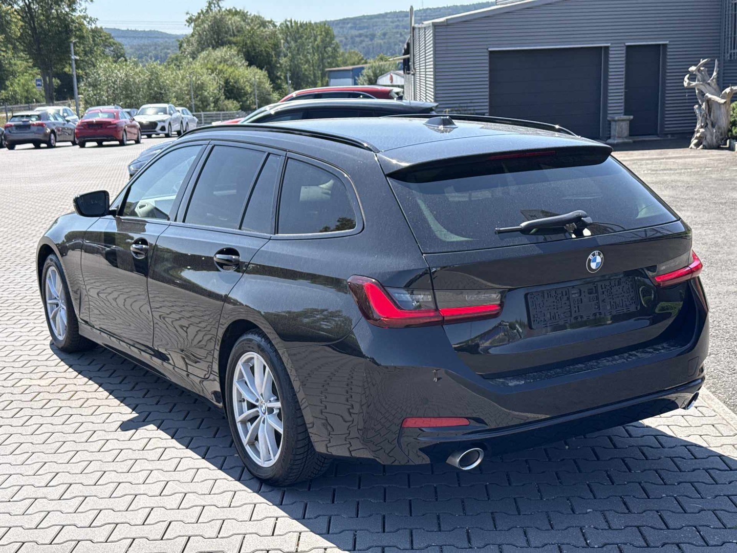 BMW 318d Touring Steptronic photo