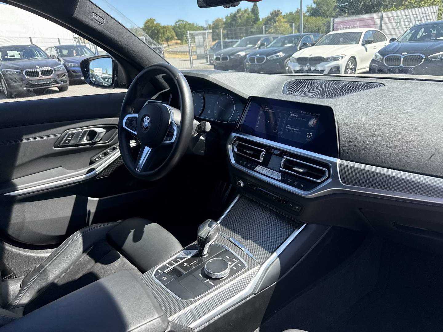 BMW 320d Touring xDrive Steptronic M Sport photo