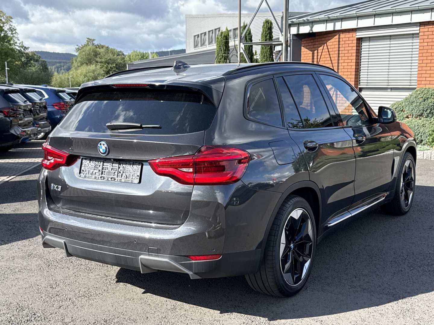 BMW iX3 Impressive photo