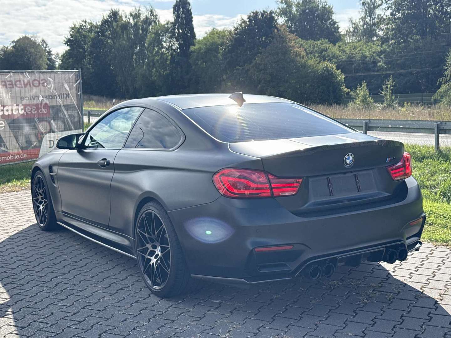 BMW M4 Coupé DKG photo