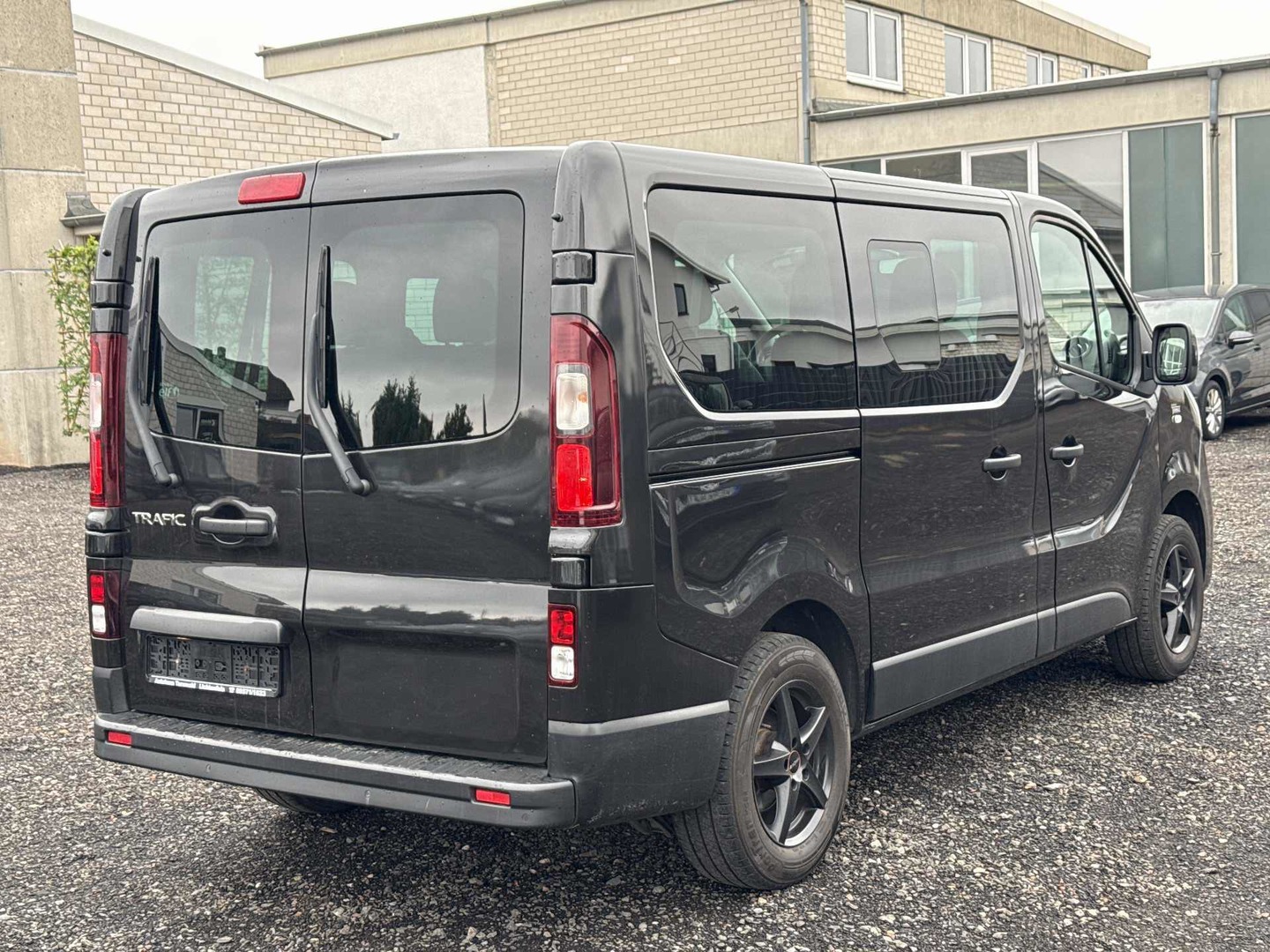 Renault Trafic Combi 1,6 dCi L1H1 Expression photo