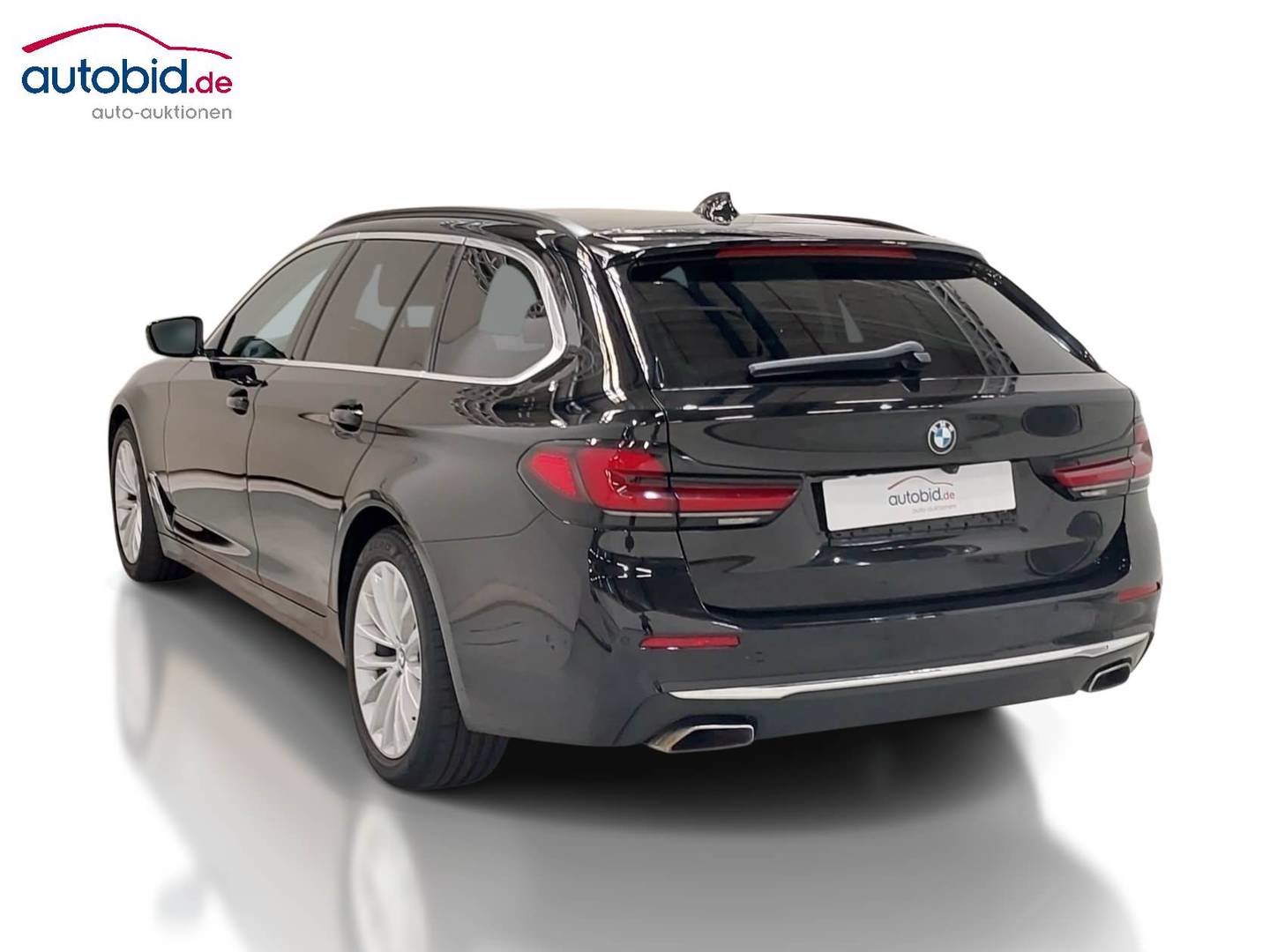 BMW 530d xDrive Touring Steptronic Luxury Line photo