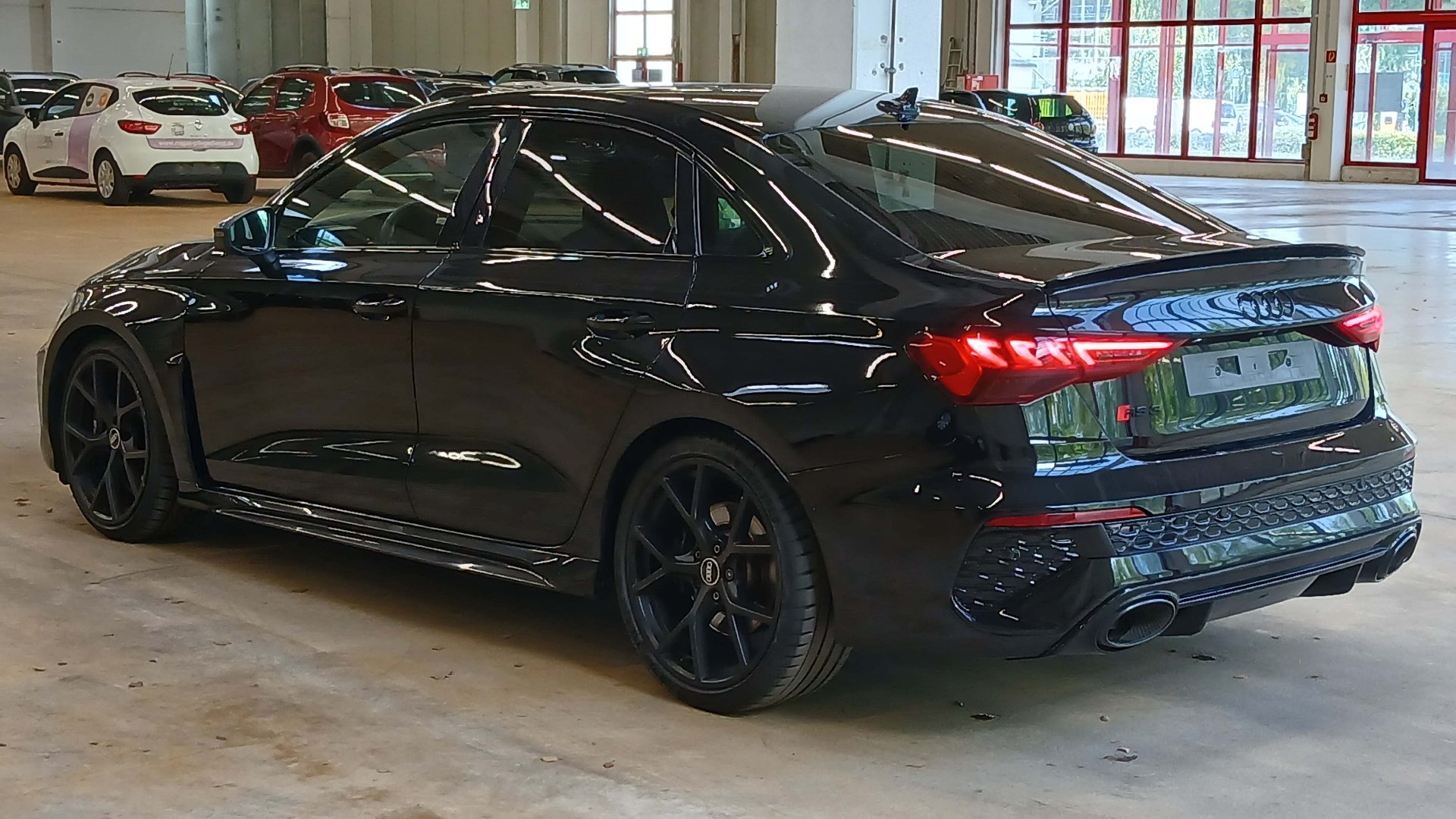 Audi RS 3 Limousine 2,5 TFSI quattro S-tronic photo