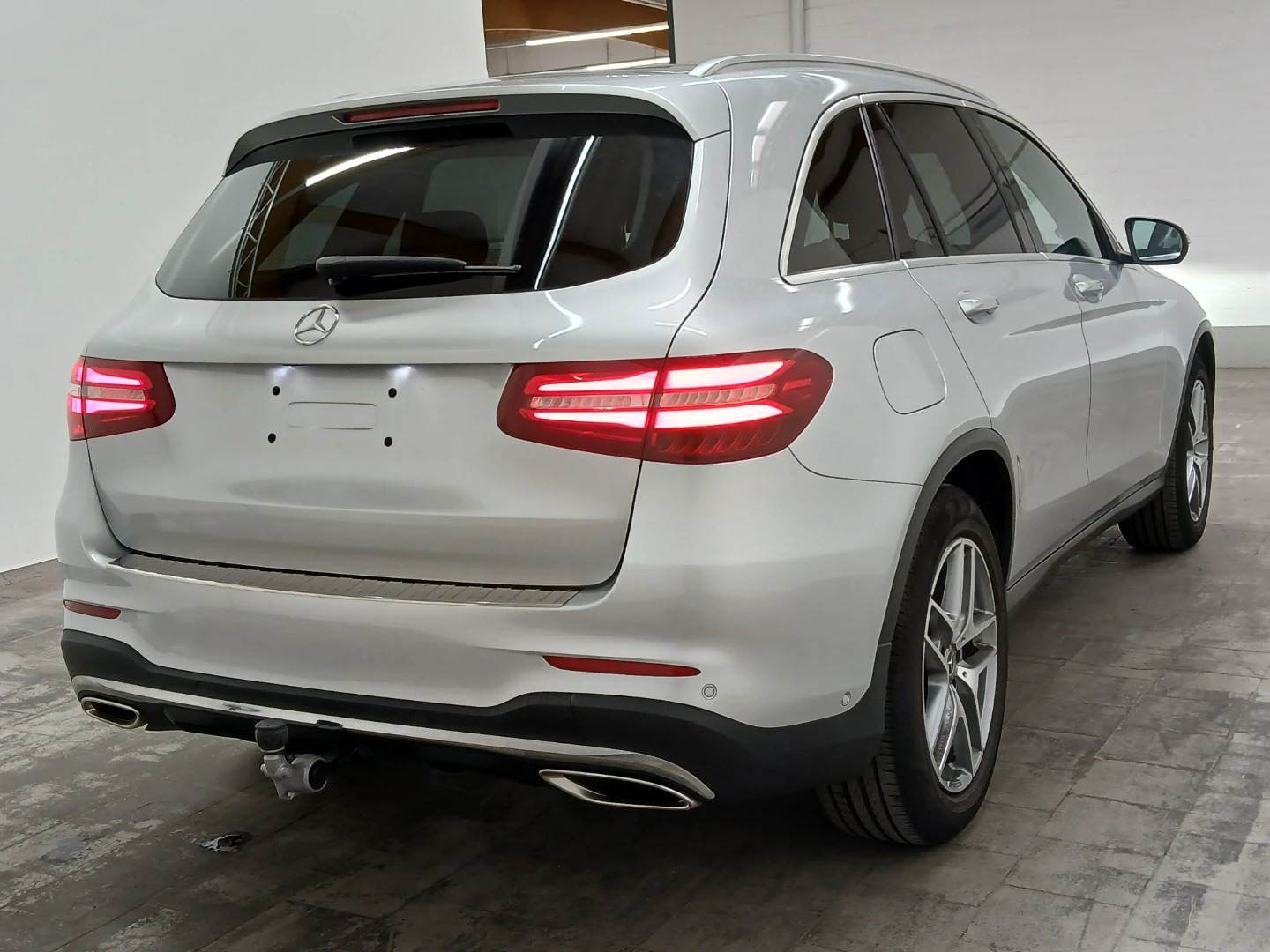 Mercedes-Benz GLC 250 4MATIC 9G-TRONIC photo