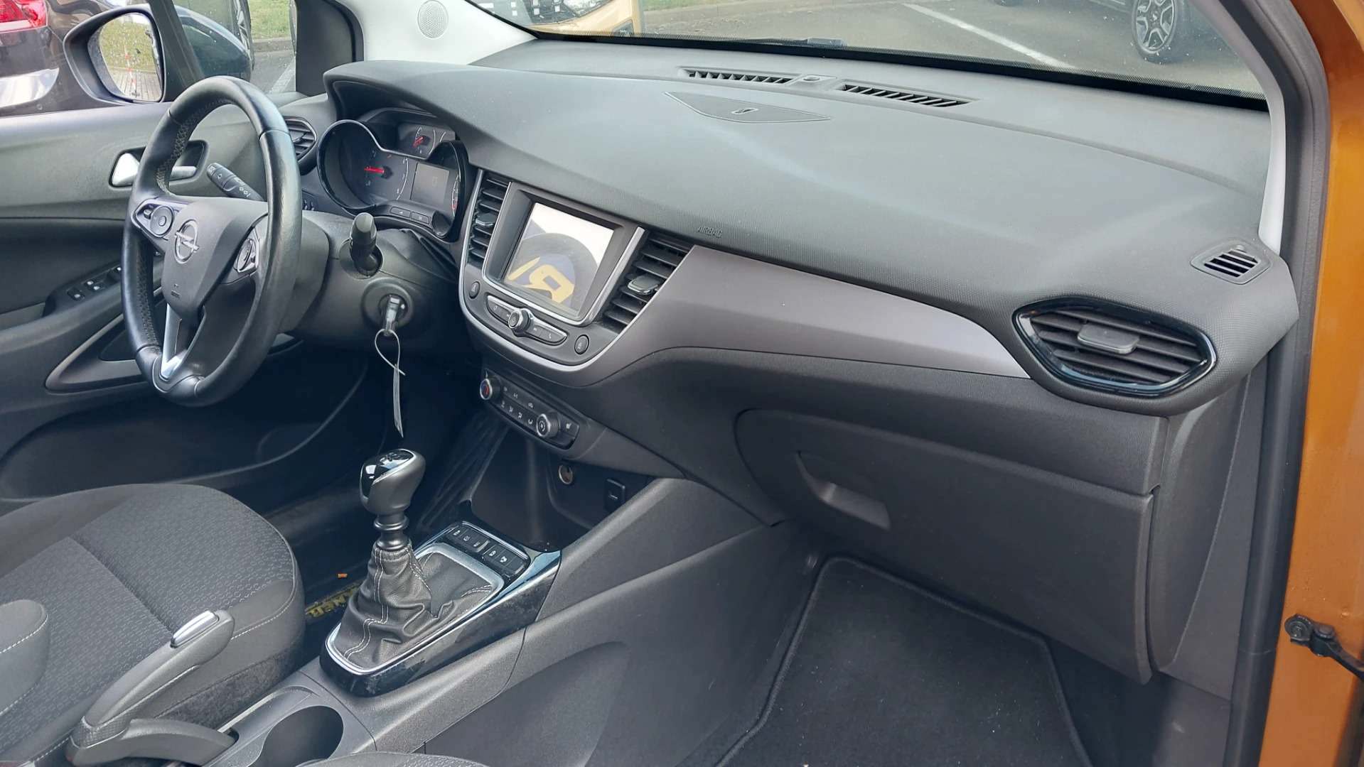 Opel Crossland X 1,2 Turbo Edition photo