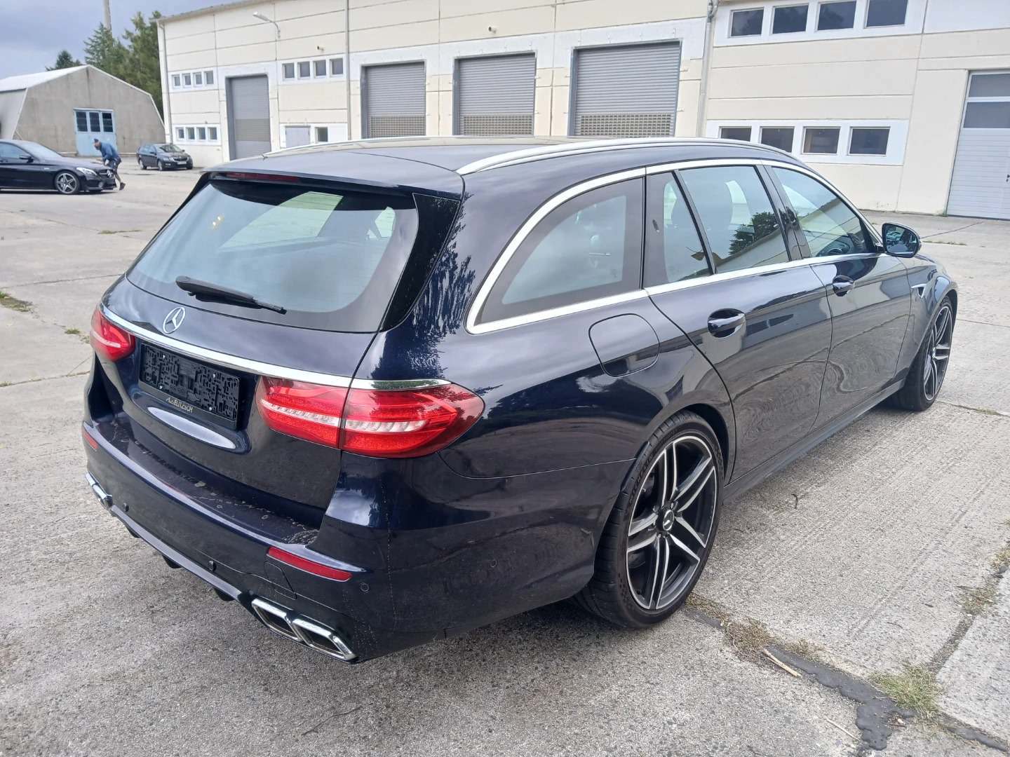 Mercedes-Benz E 63 T AMG 4Matic 9G-Tronic photo