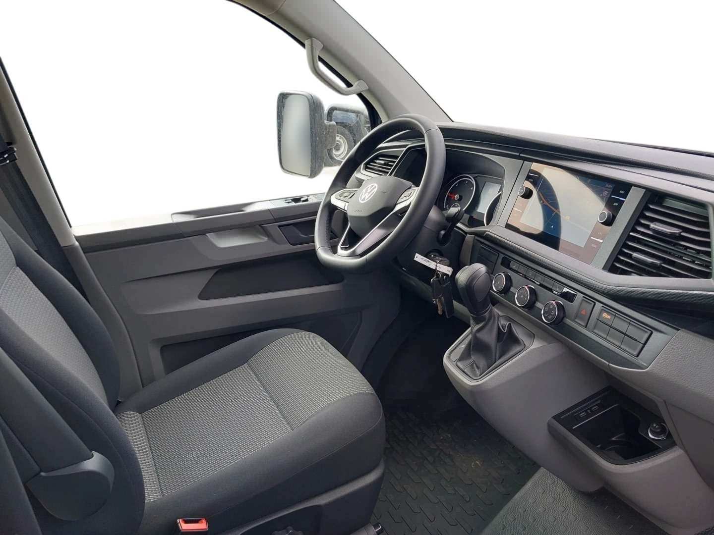 VW T6.1 DoKa-Pritsche lang 2,0 TDI 4MOTION DSG Travelboxx photo