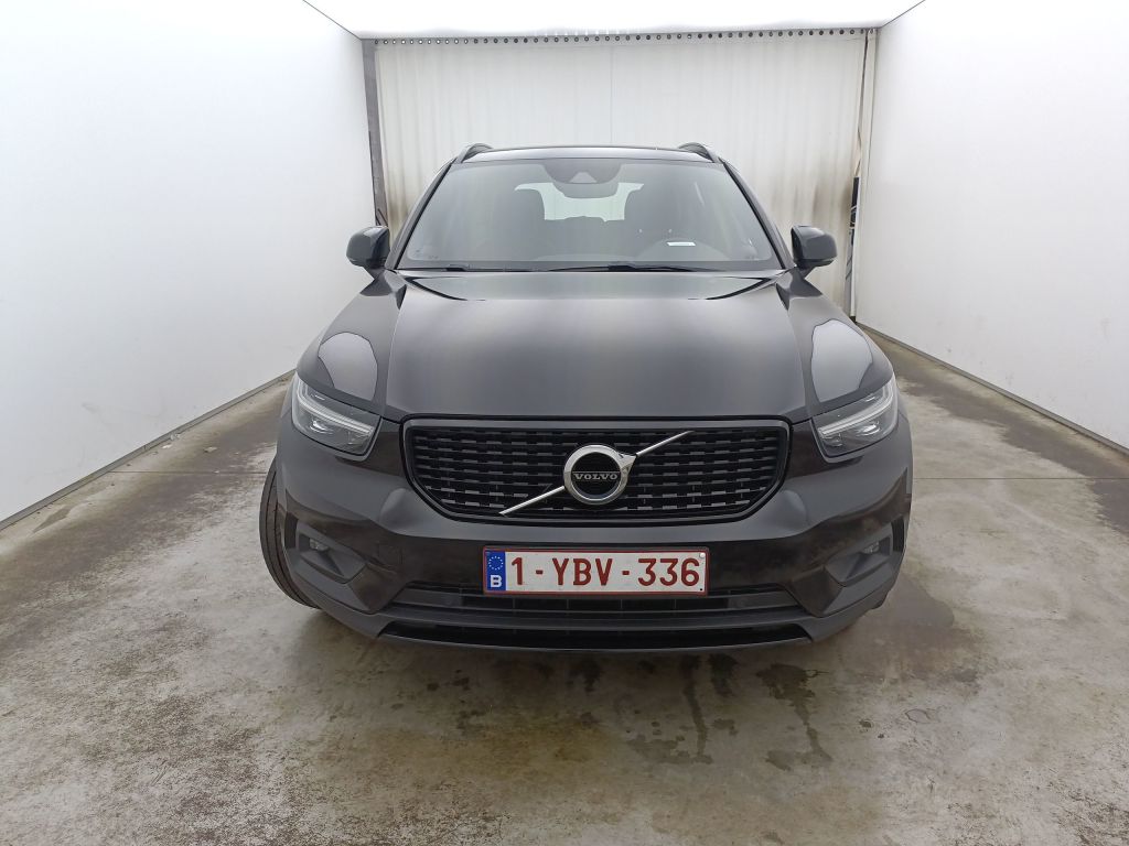 Volvo XC40 T5 Twin Engine R-Design 5d photo