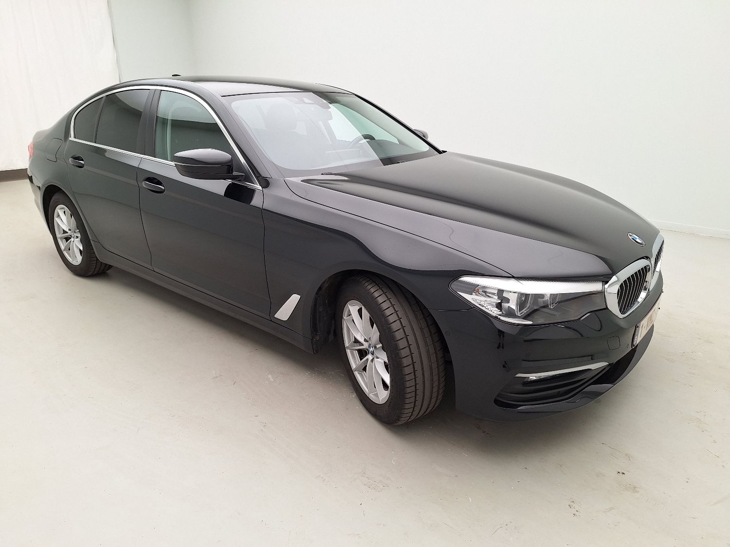 BMW, 5-serie '16, BMW 5 Reeks Berline 520d 120kW Aut. 4d photo