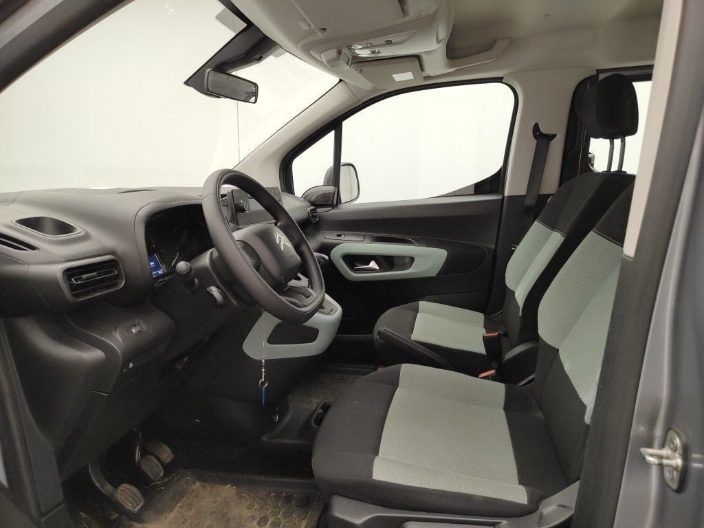 Citroën Berlingo Multispace 1.2 PureTech 110 MAN6 S&S Live M 5d photo