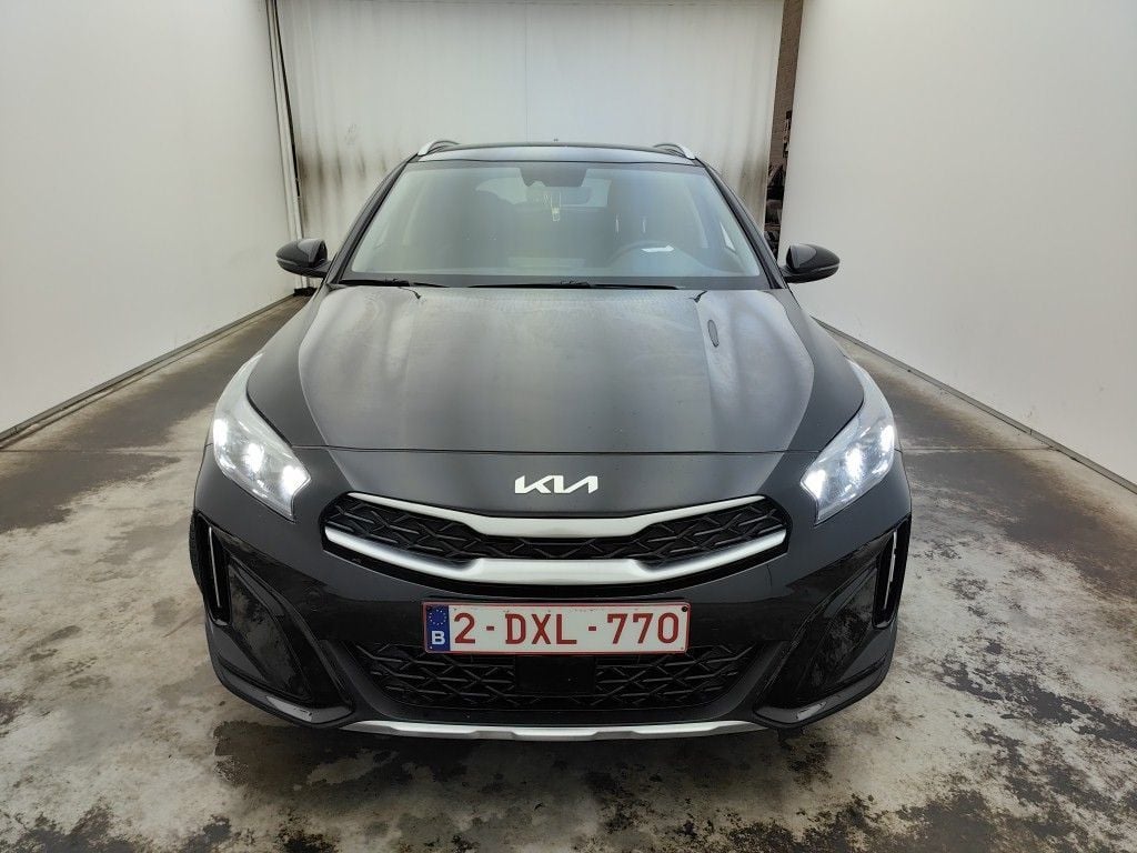 KIA XCeed 1.6 GDi PHEV DCT Business Line 5d exs2i photo