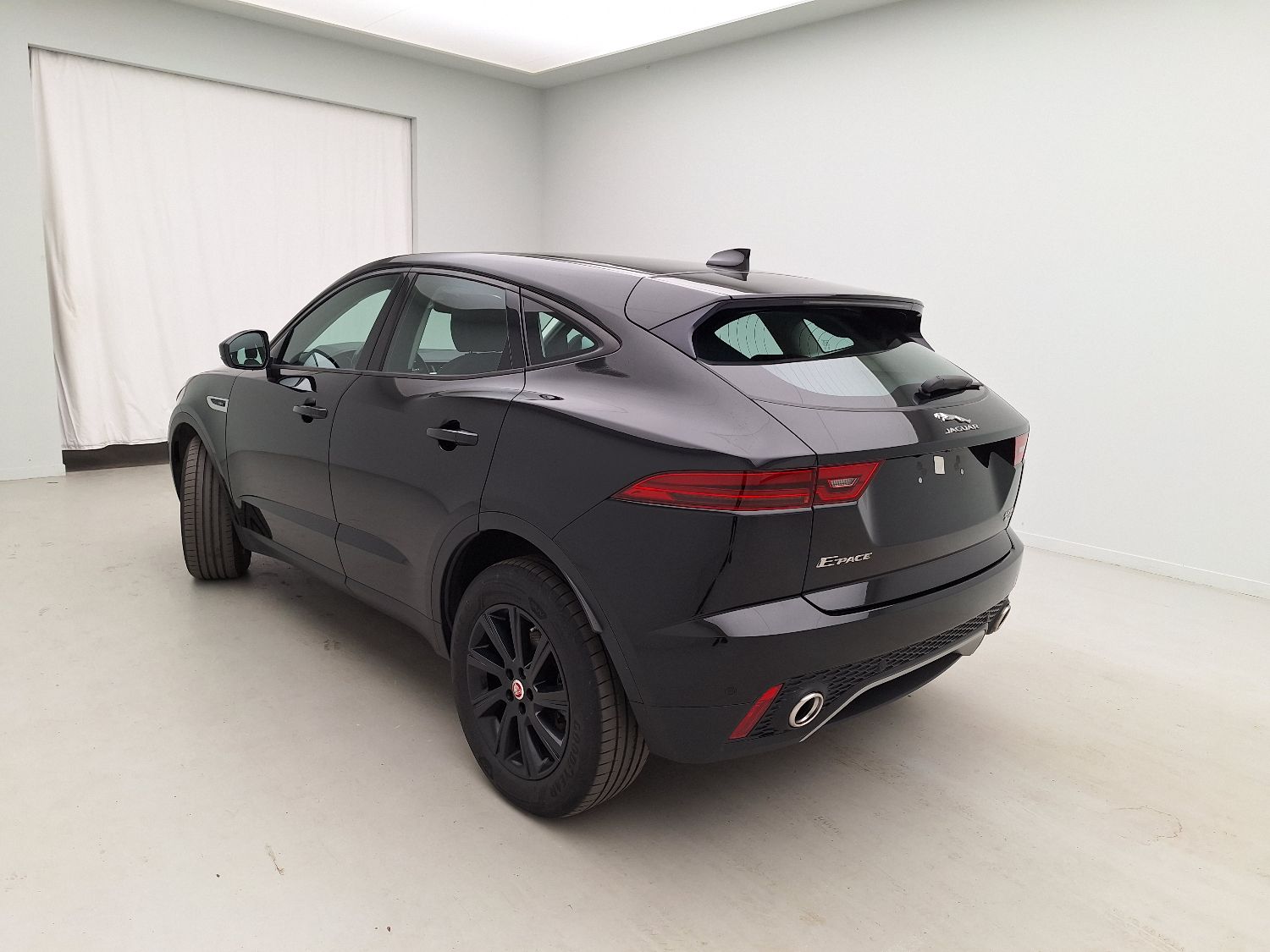 Jaguar, E-Pace '17, Jaguar E-Pace D150 Aut. AWD S 5d photo