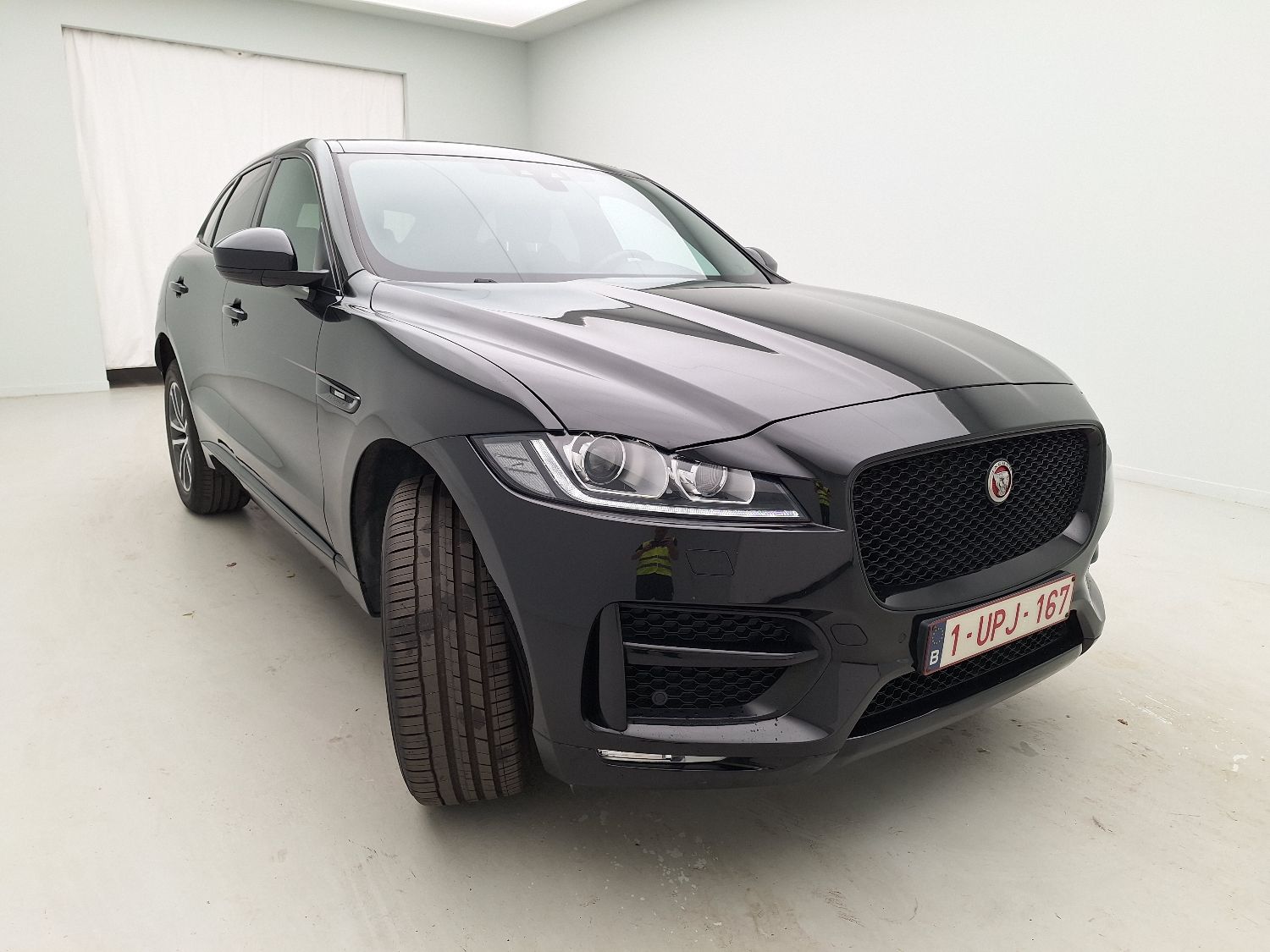 Jaguar, F-Pace, Jaguar F-Pace 2.0D 132kW Aut. R-Sport 5d photo