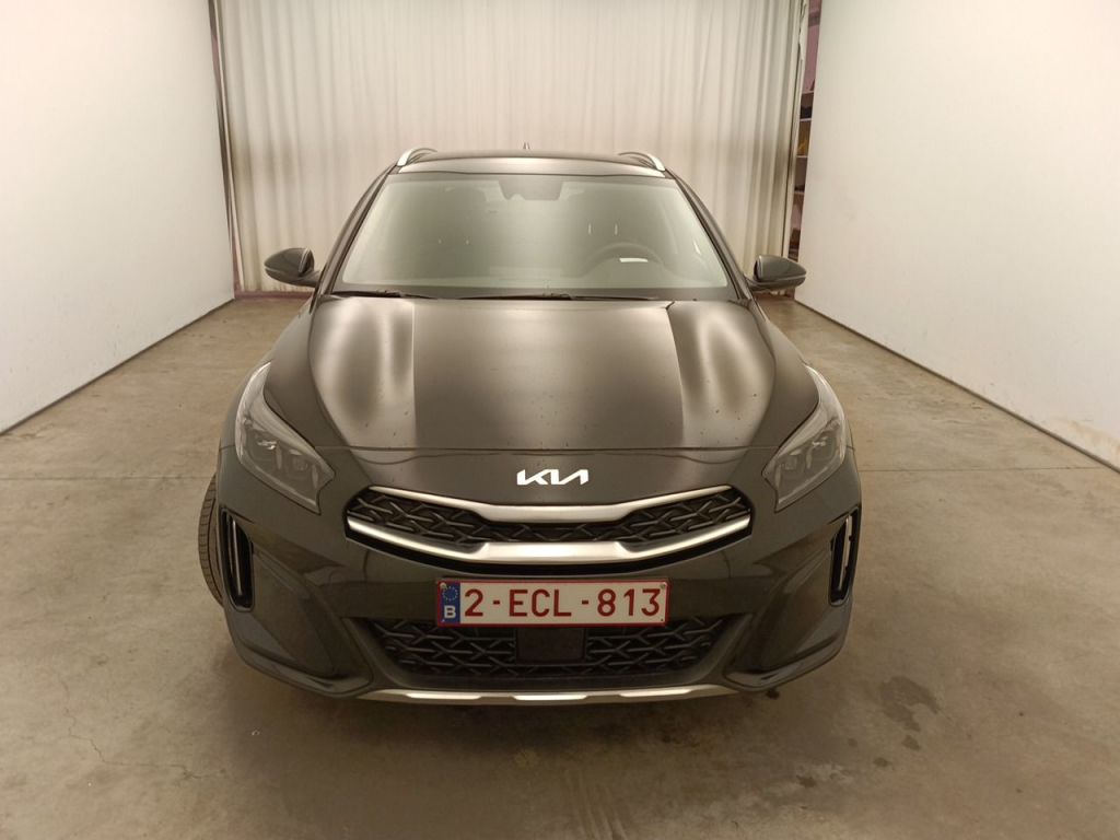 KIA XCeed 1.6 GDi PHEV DCT Business Line 5d exs2i photo